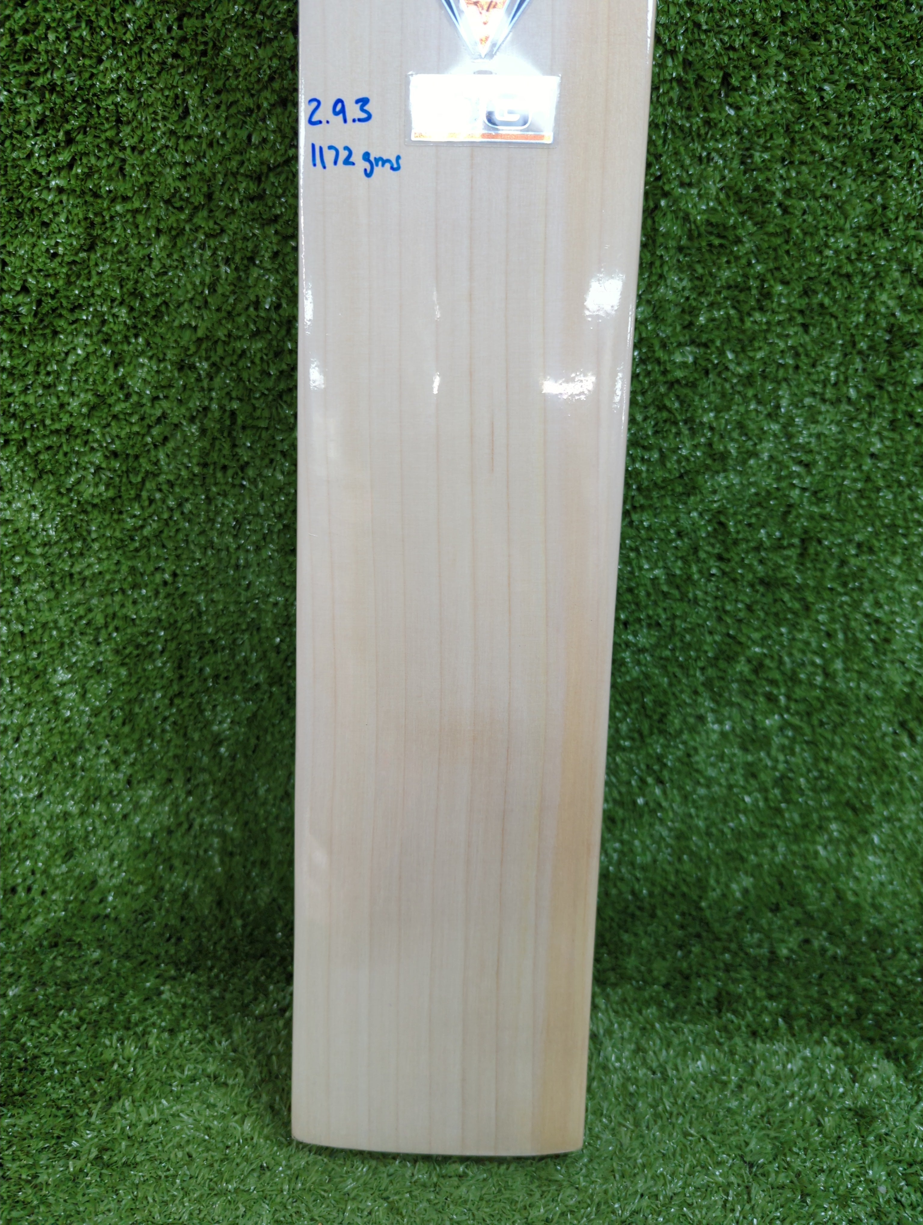 Versant OG English Willow Cricket Bat - side view - TopCricketStore