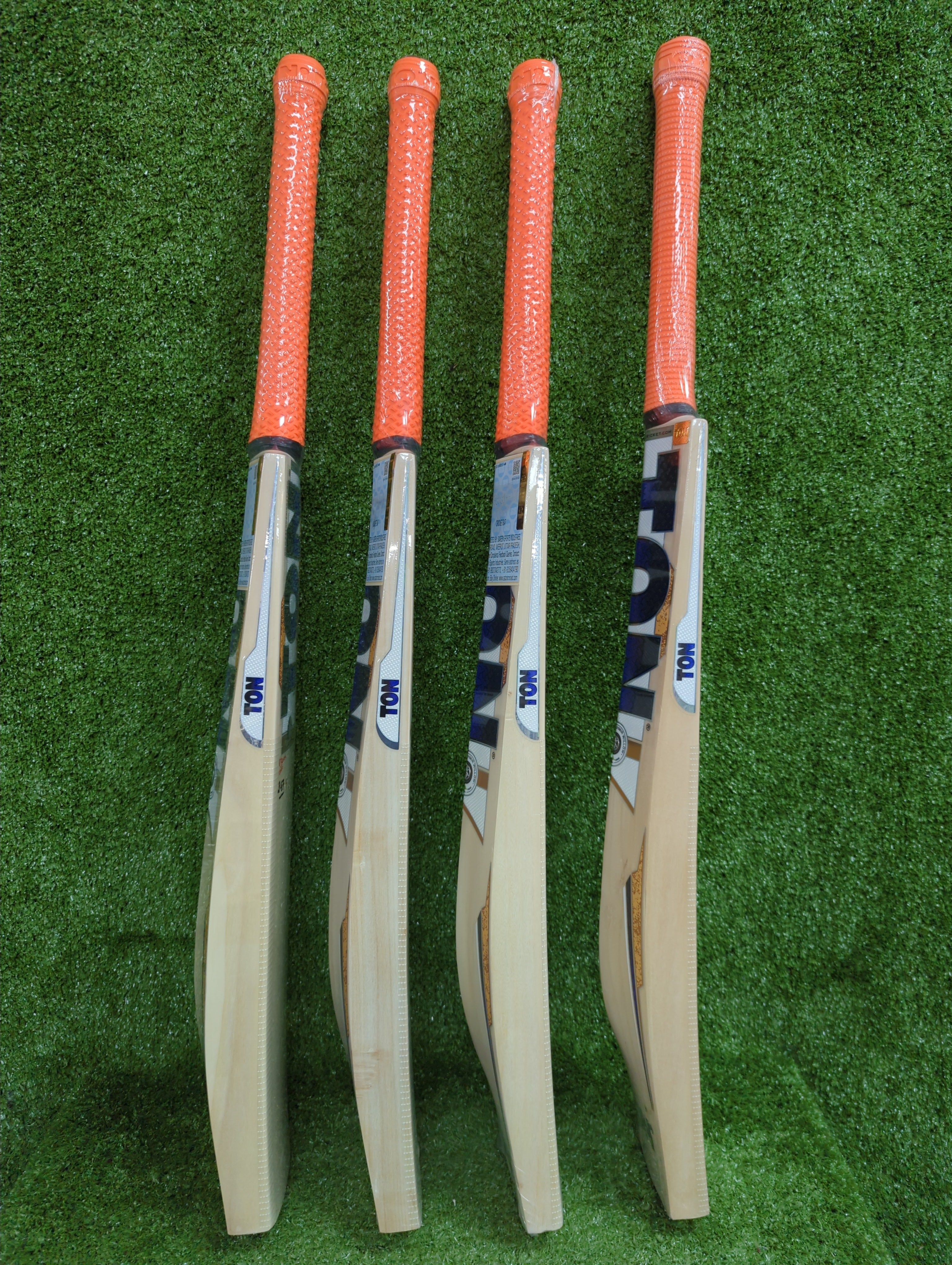 SS TON Dhoni Players Premium Kashmir Willow Cricket Bat