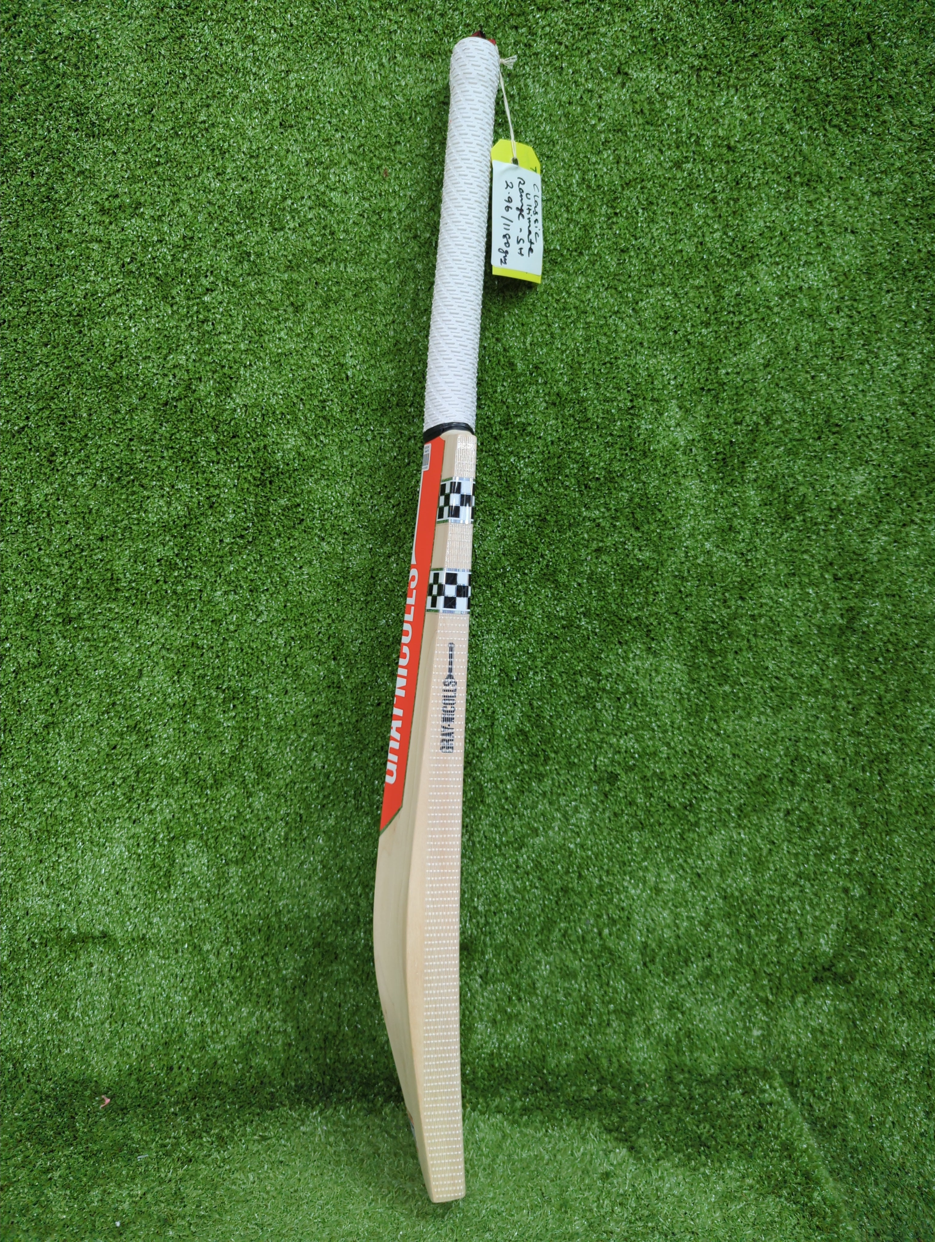 Gray-Nicolls Classic Ultimate Range Adult Cricket Bat