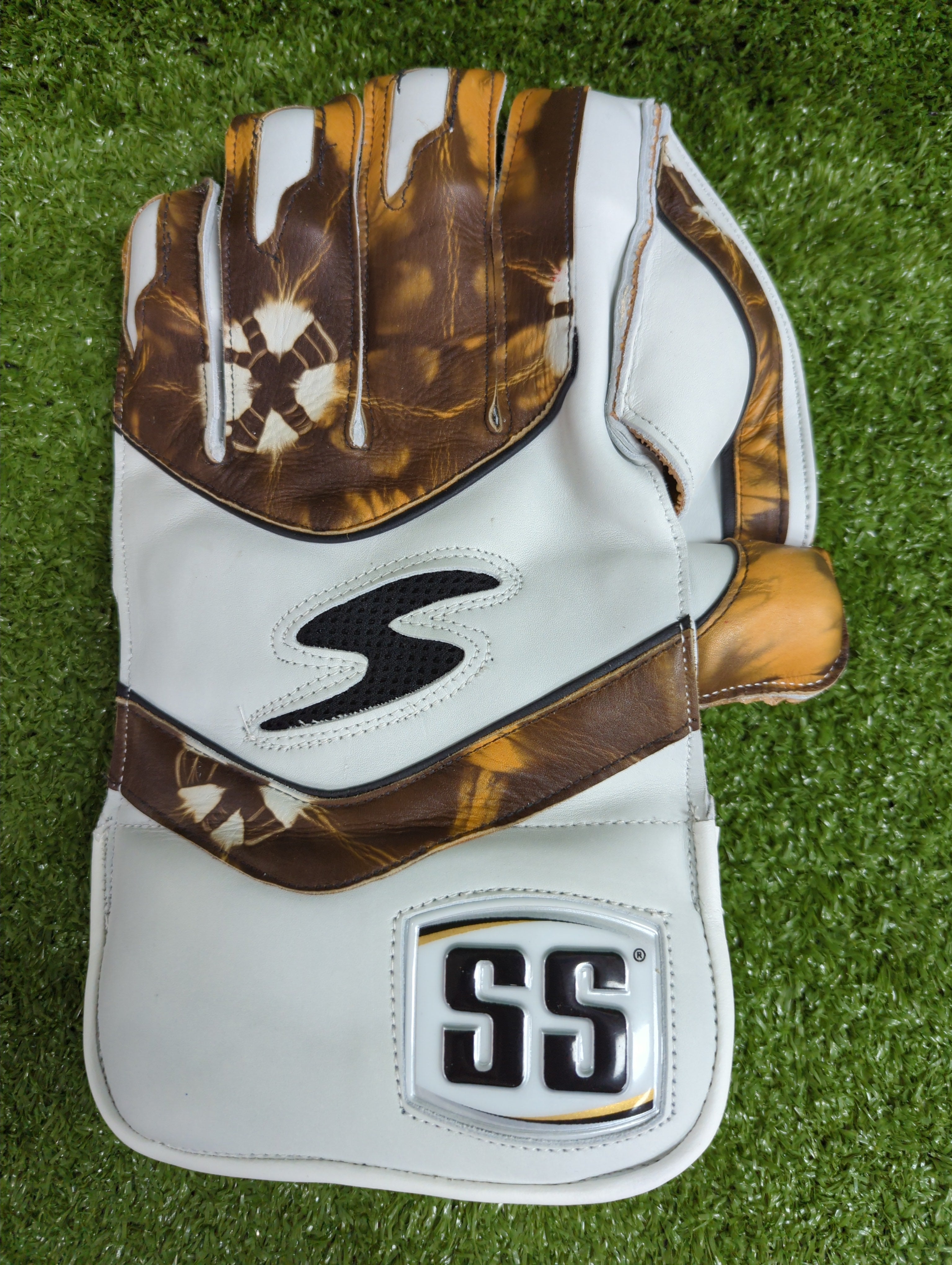 SS Limited Edition Adult Wicket Keeping Gloves