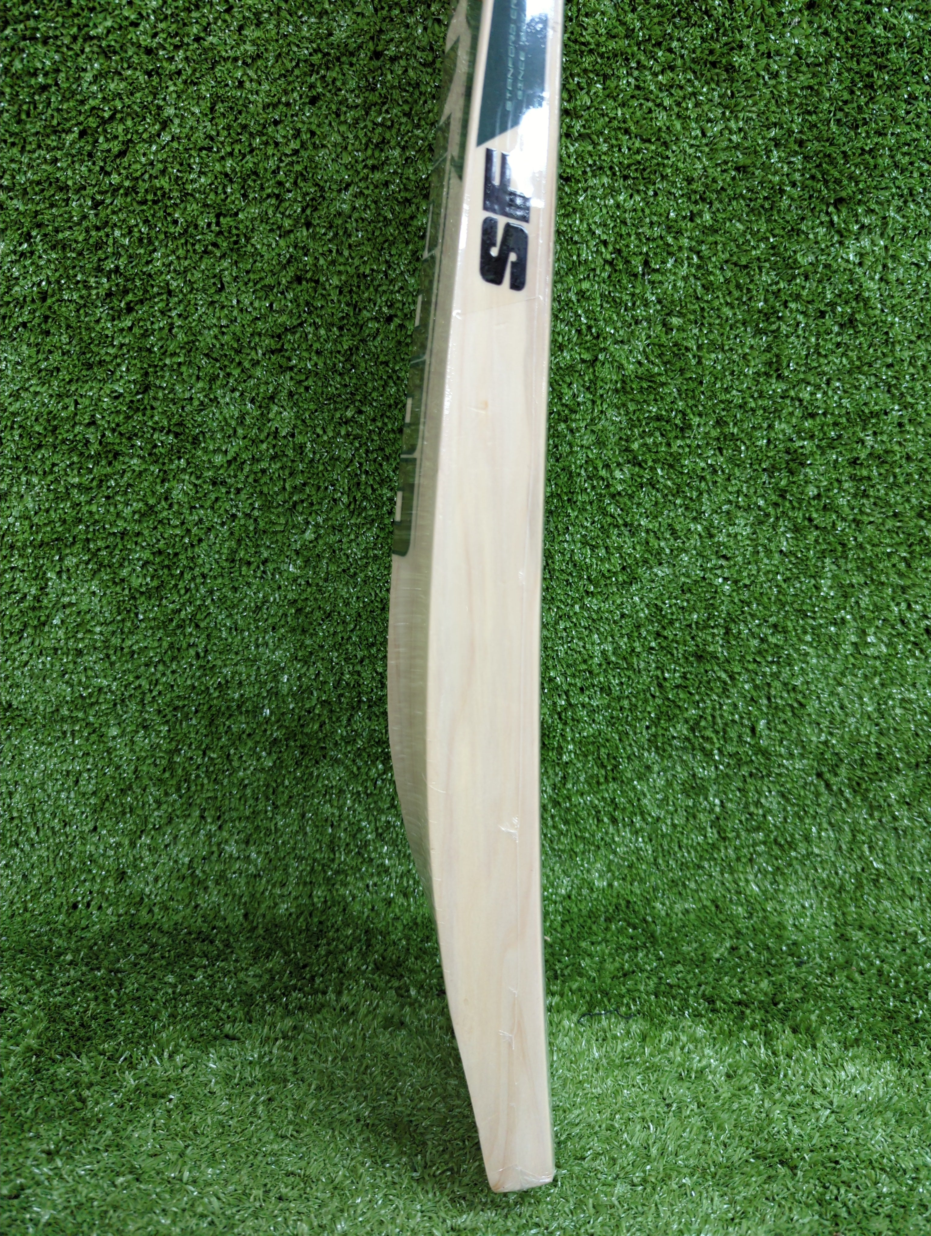 SF Incredible 10000 English Willow Cricket Bat