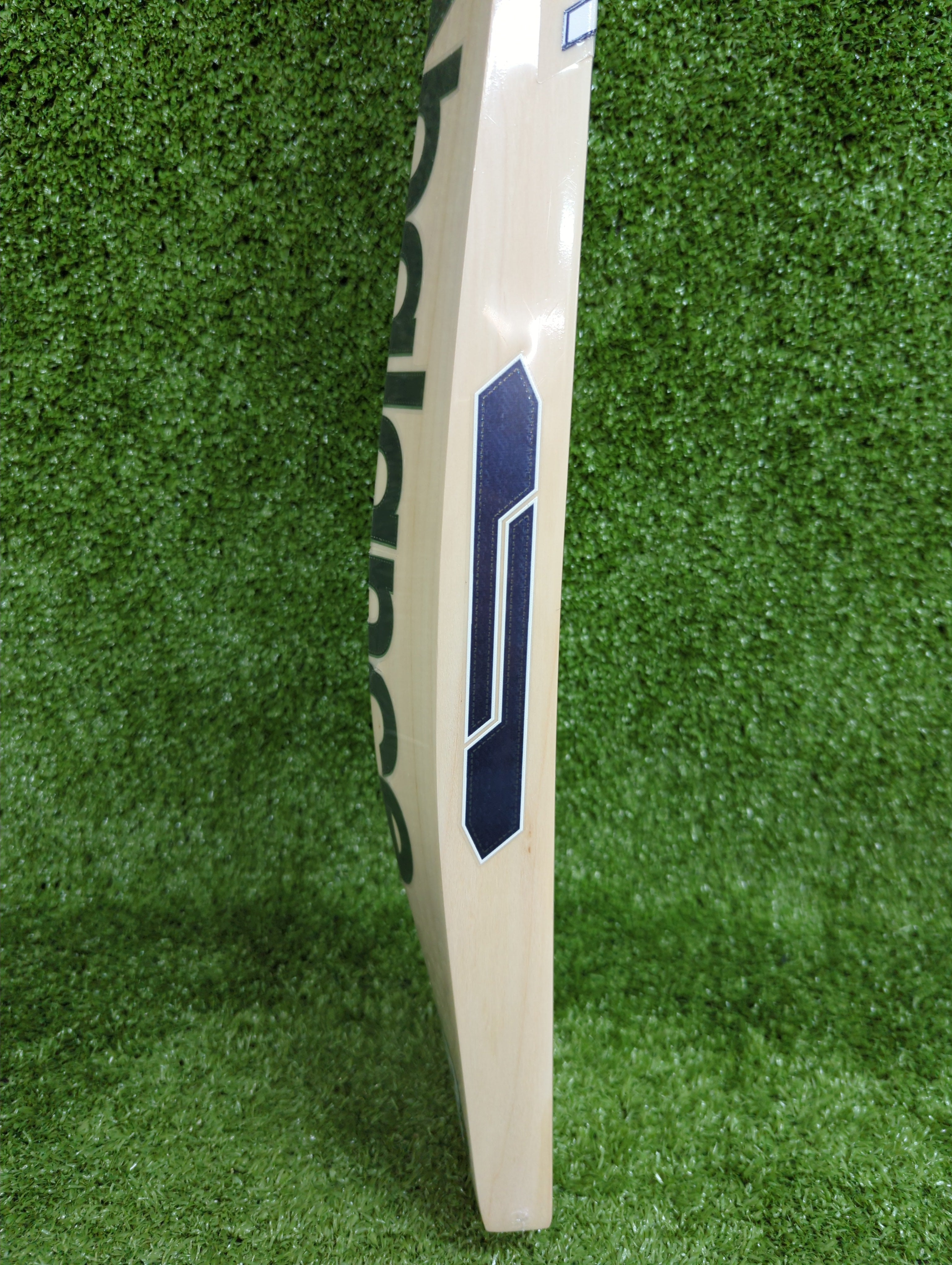 NB DC 800i Max English Willow Cricket Bat