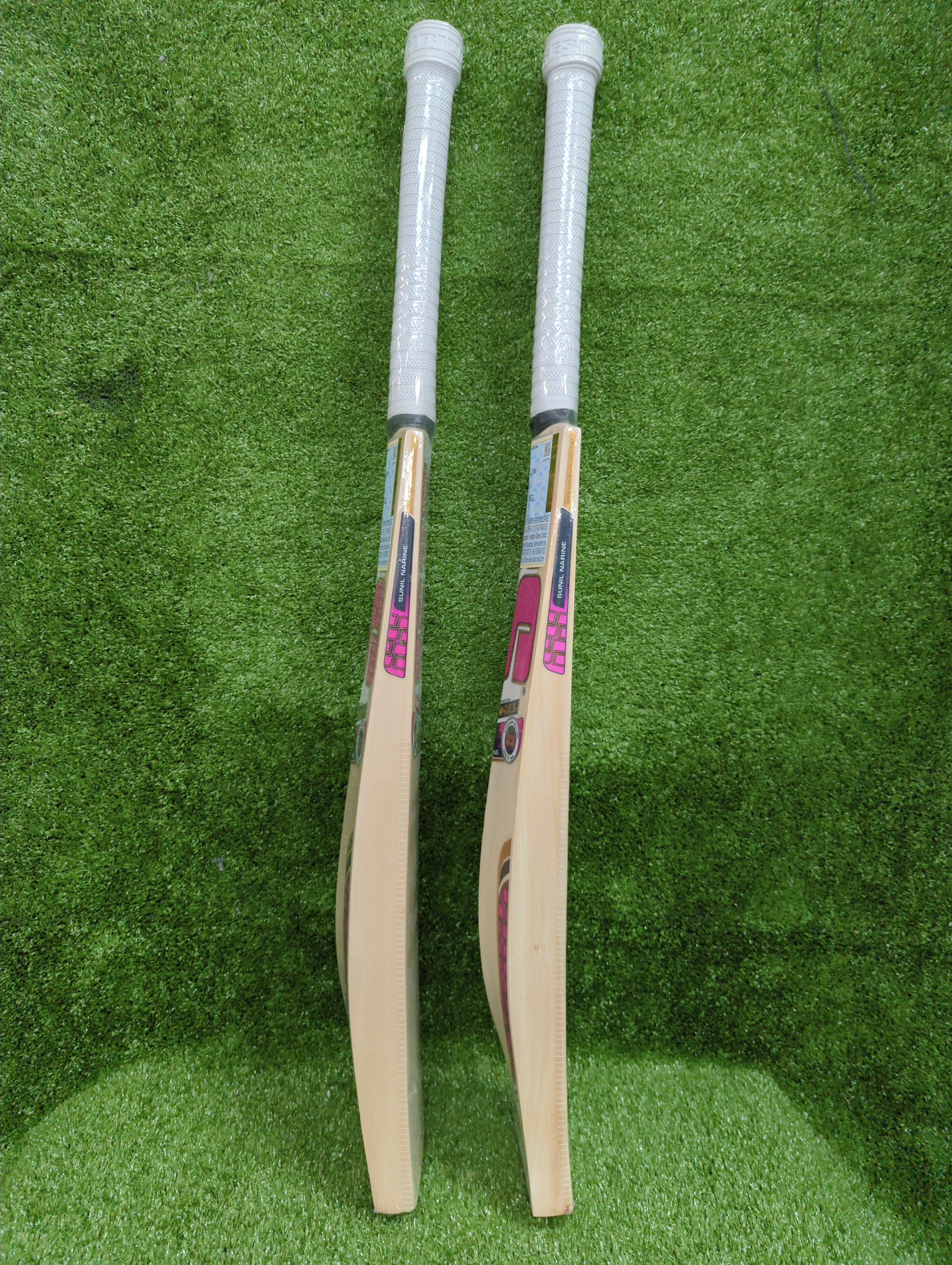 SS Sunil Narine Players Kashmir Willow Cricket Bat SS