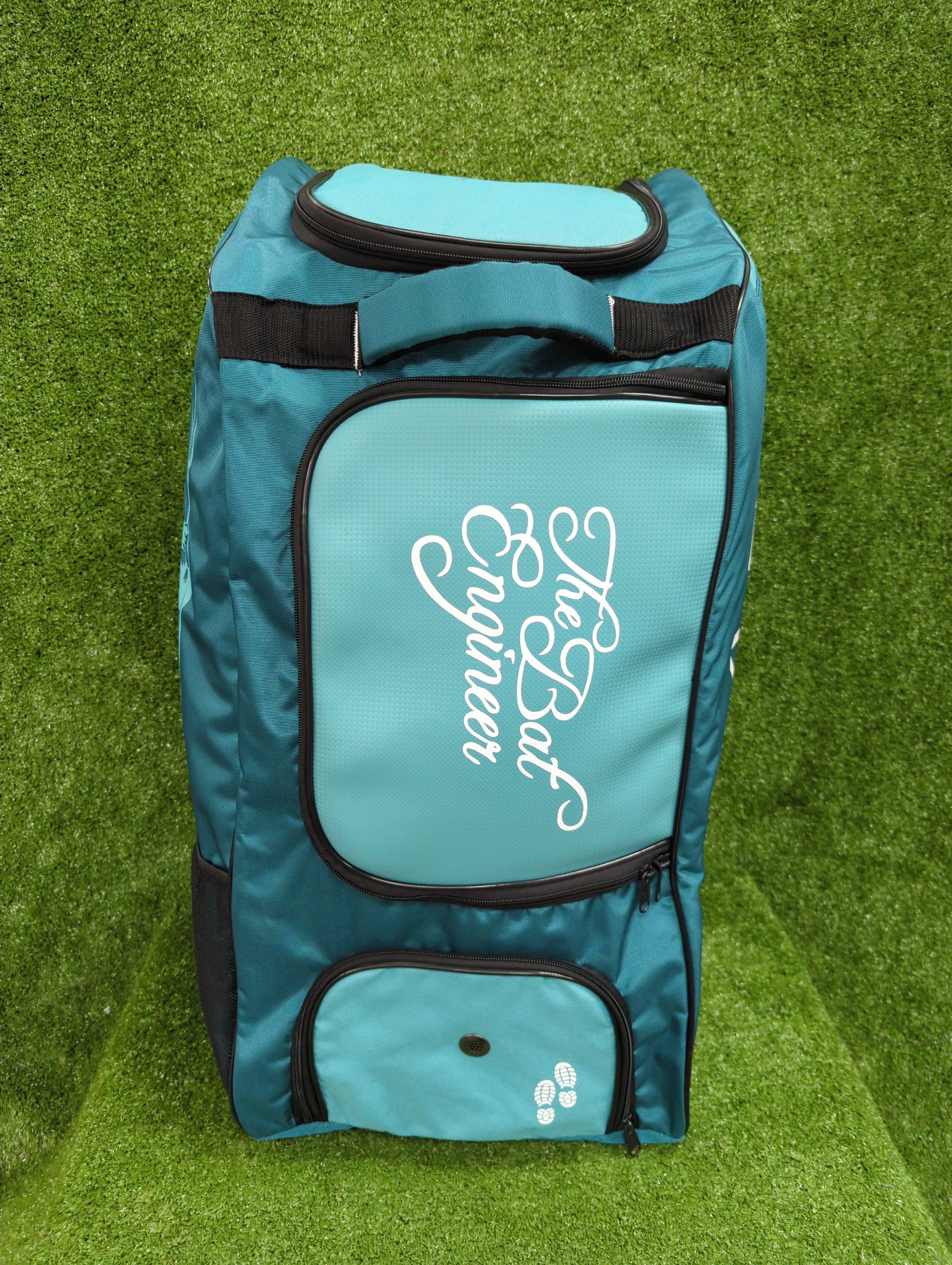 RAYDN Poseidon Cricket Duffle Bag - Premium Stand-Up Kit Backpack