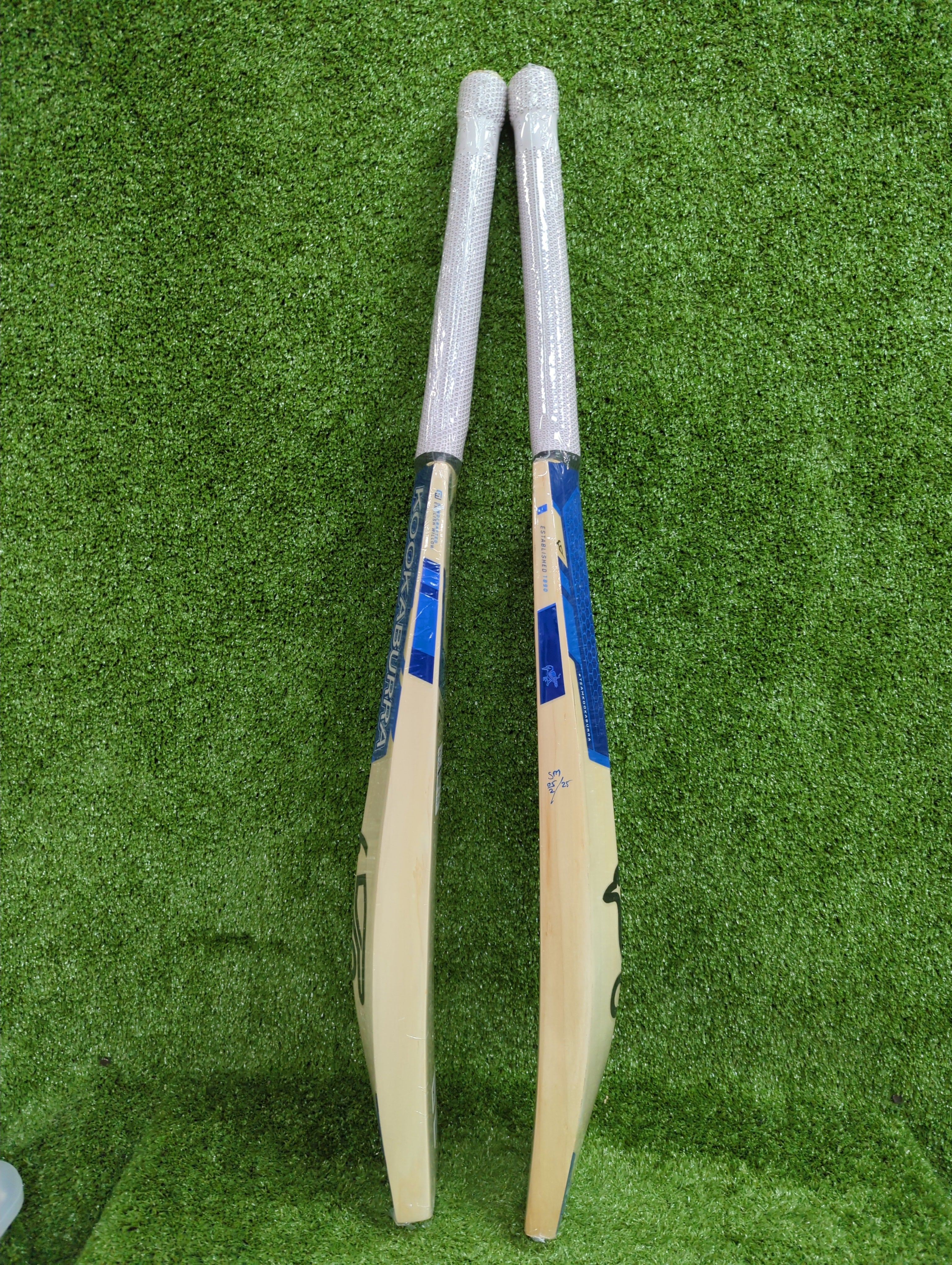 Kookaburra Pace Pro 2.1 English Willow Cricket Bat