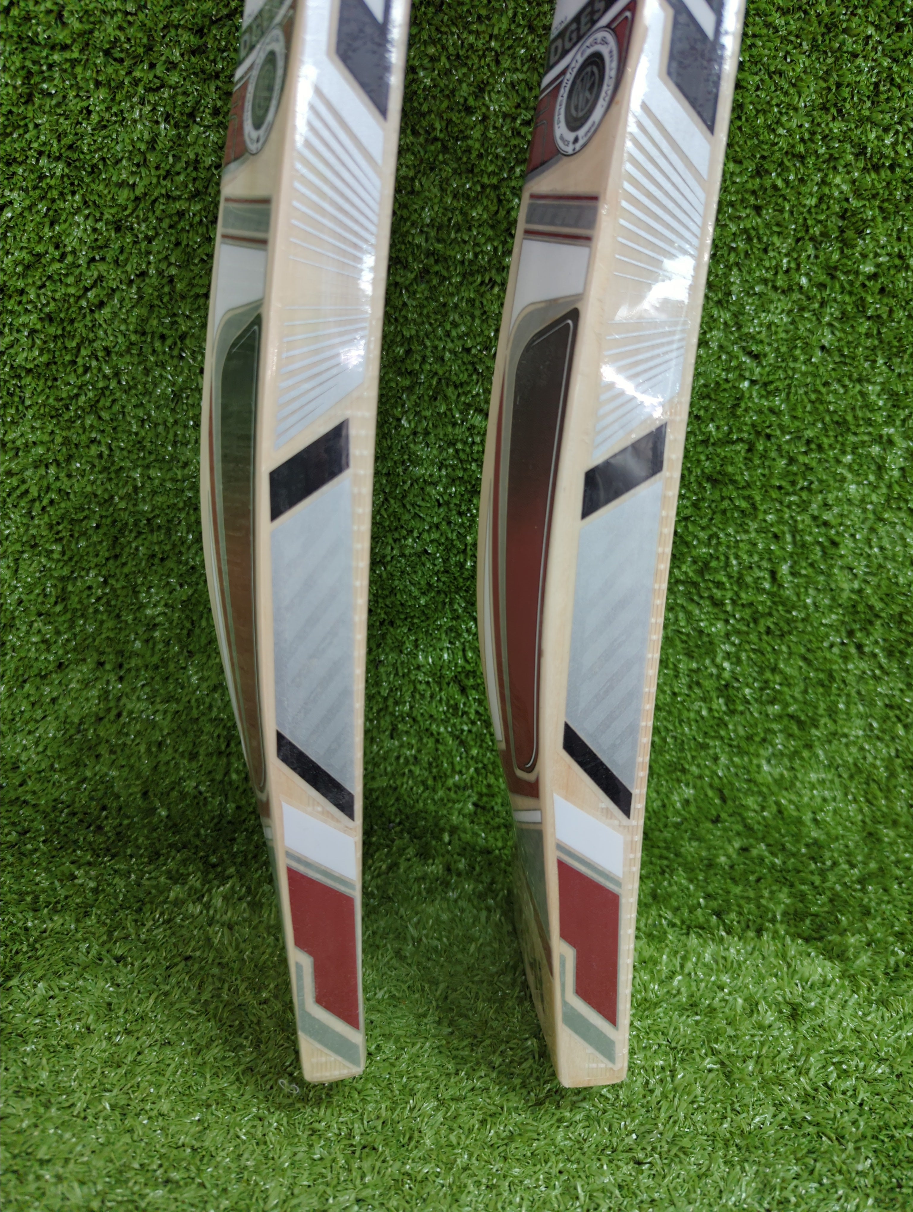 SS Tiger Junior/Youth Cricket Bat