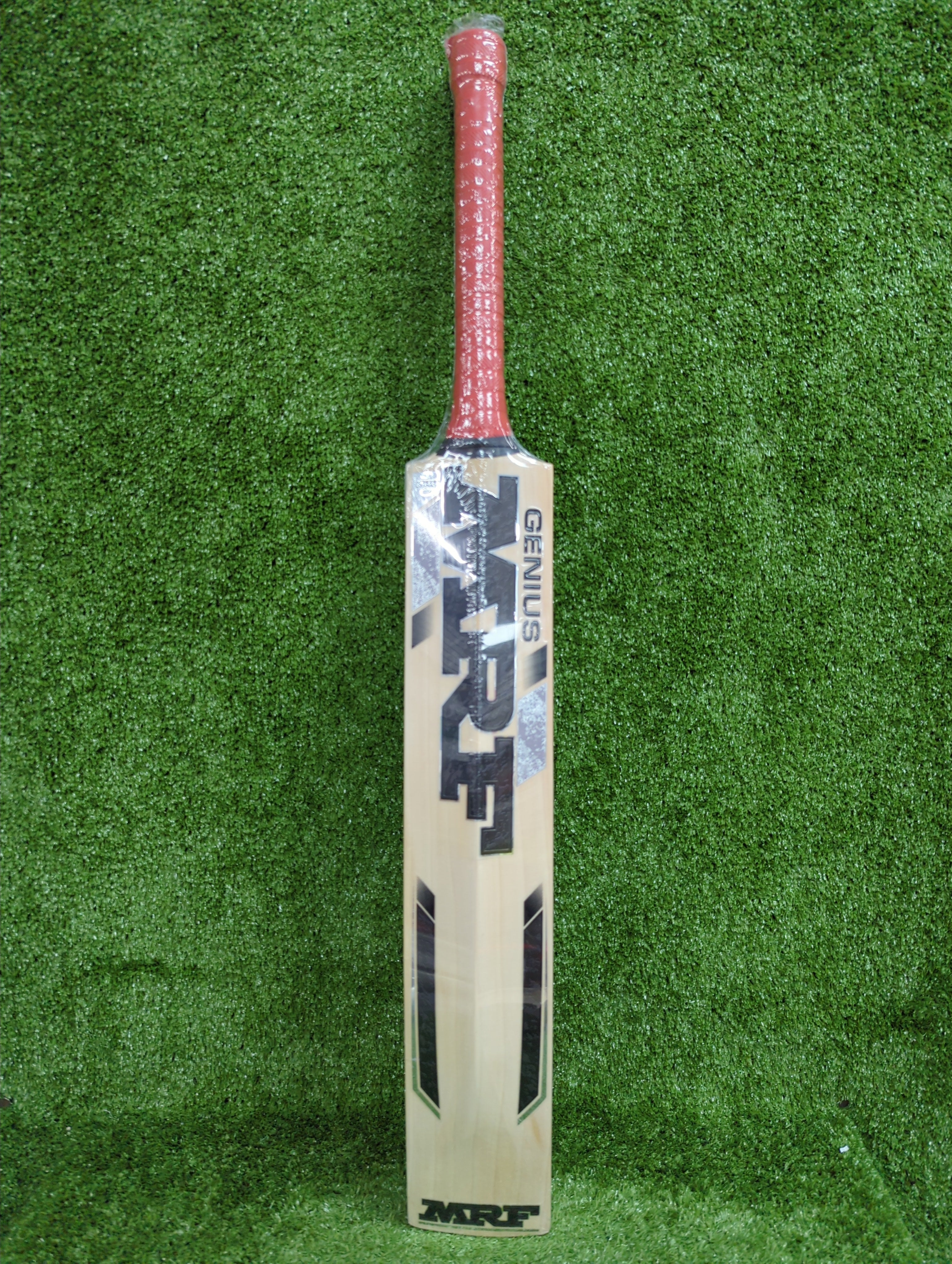 MRF Genius Majestic GILL 77 English Willow Cricket Bat
