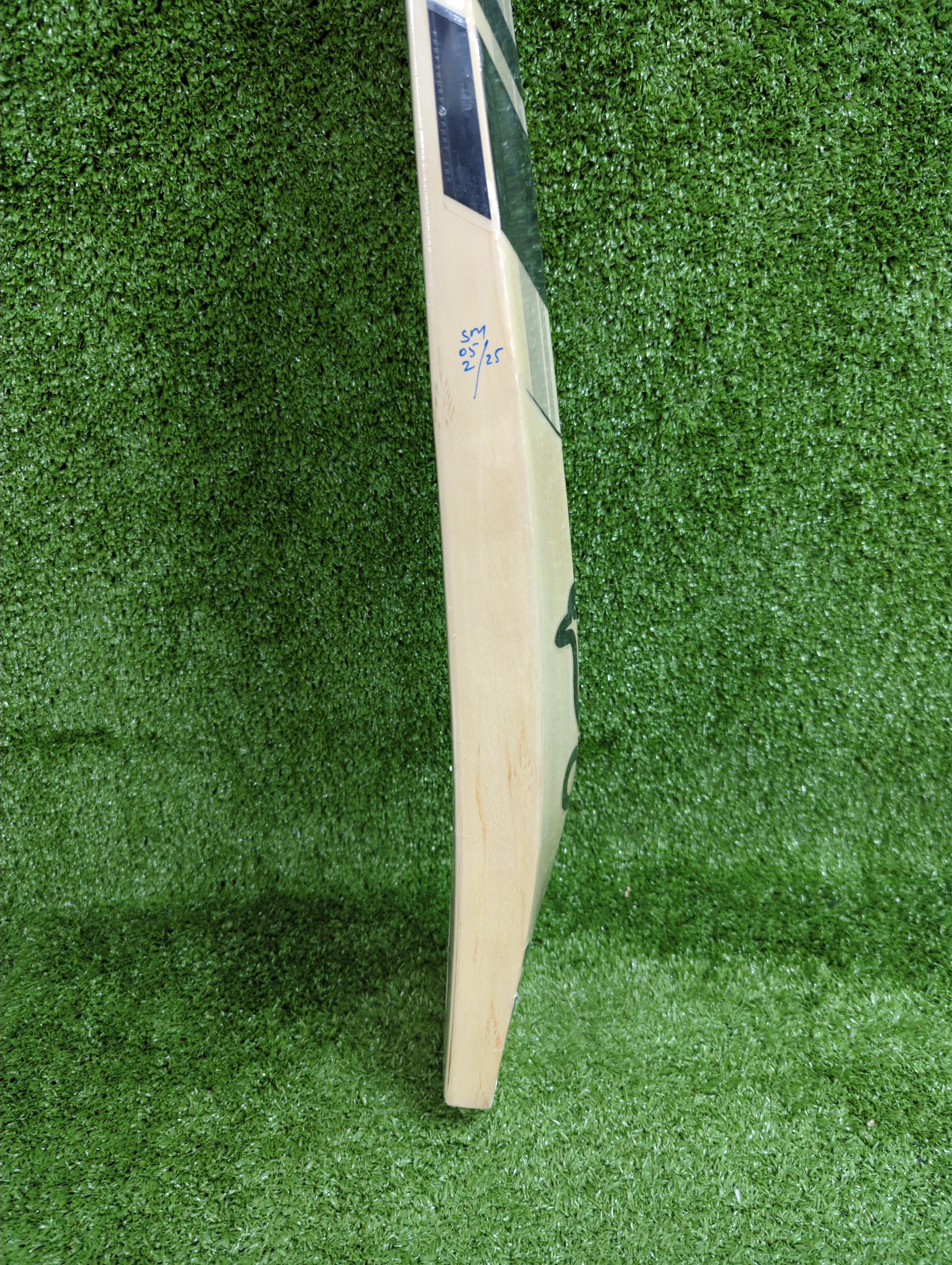 Kookaburra Stealth 2.1 Limited Edition English Willow Cricket Bat