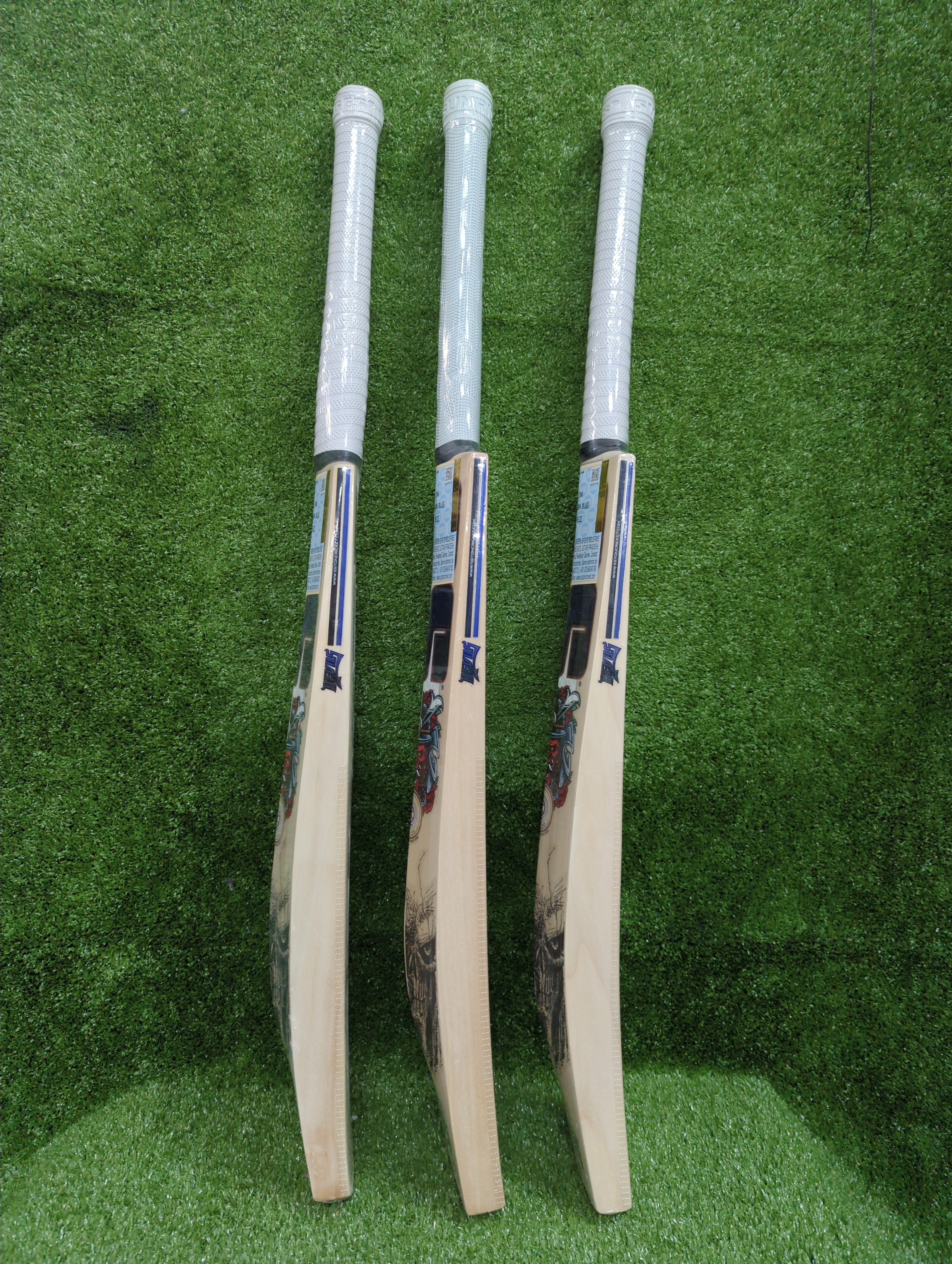 SS Devils Dark Blue Super Premium Kashmir Willow Cricket Bat by SS - side view - TopCricketStore