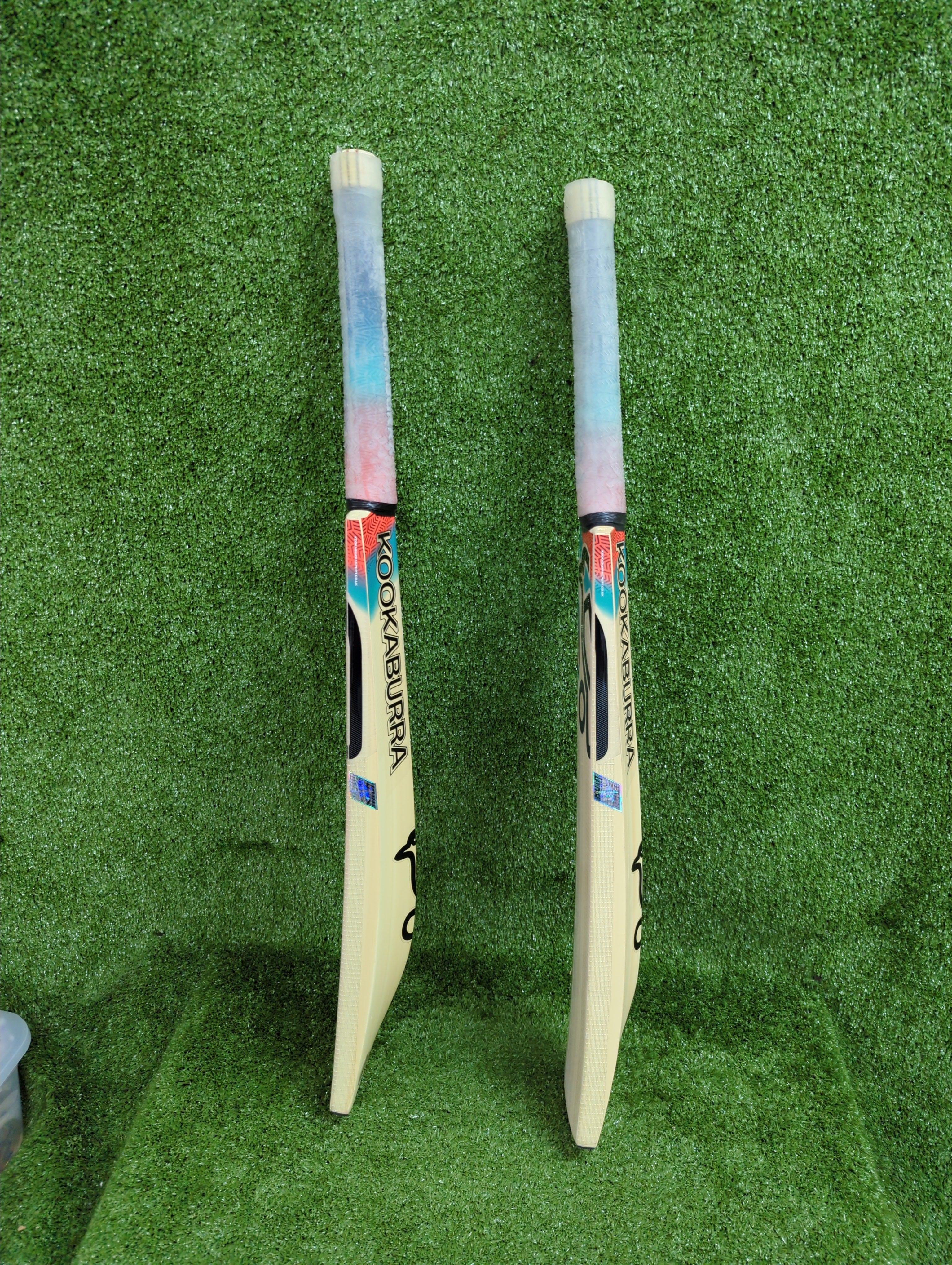 Kookaburra Aura 6.5 Junior / Youth English Willow Cricket Bat