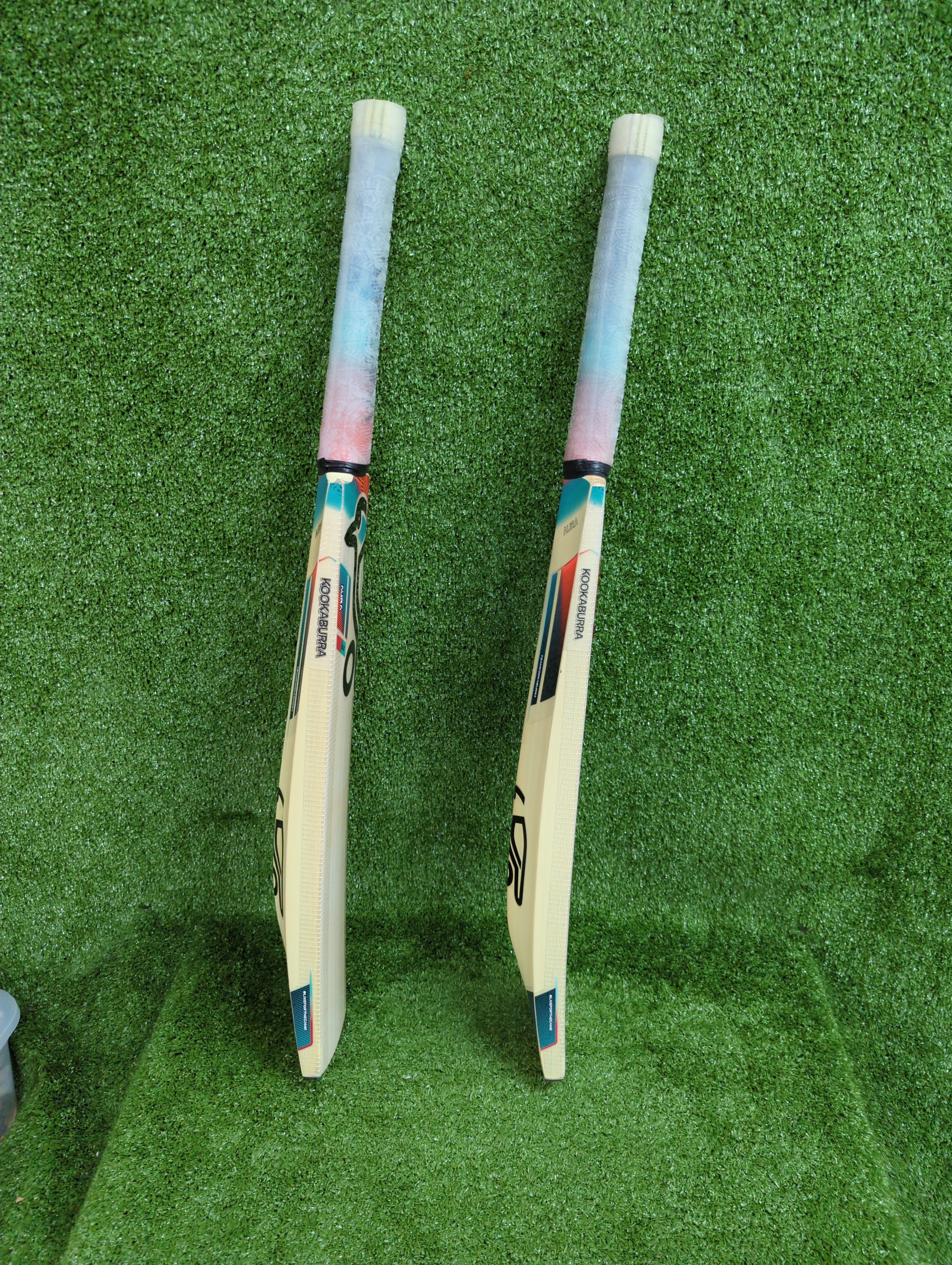 Kookaburra Aura 6.5 Junior / Youth English Willow Cricket Bat