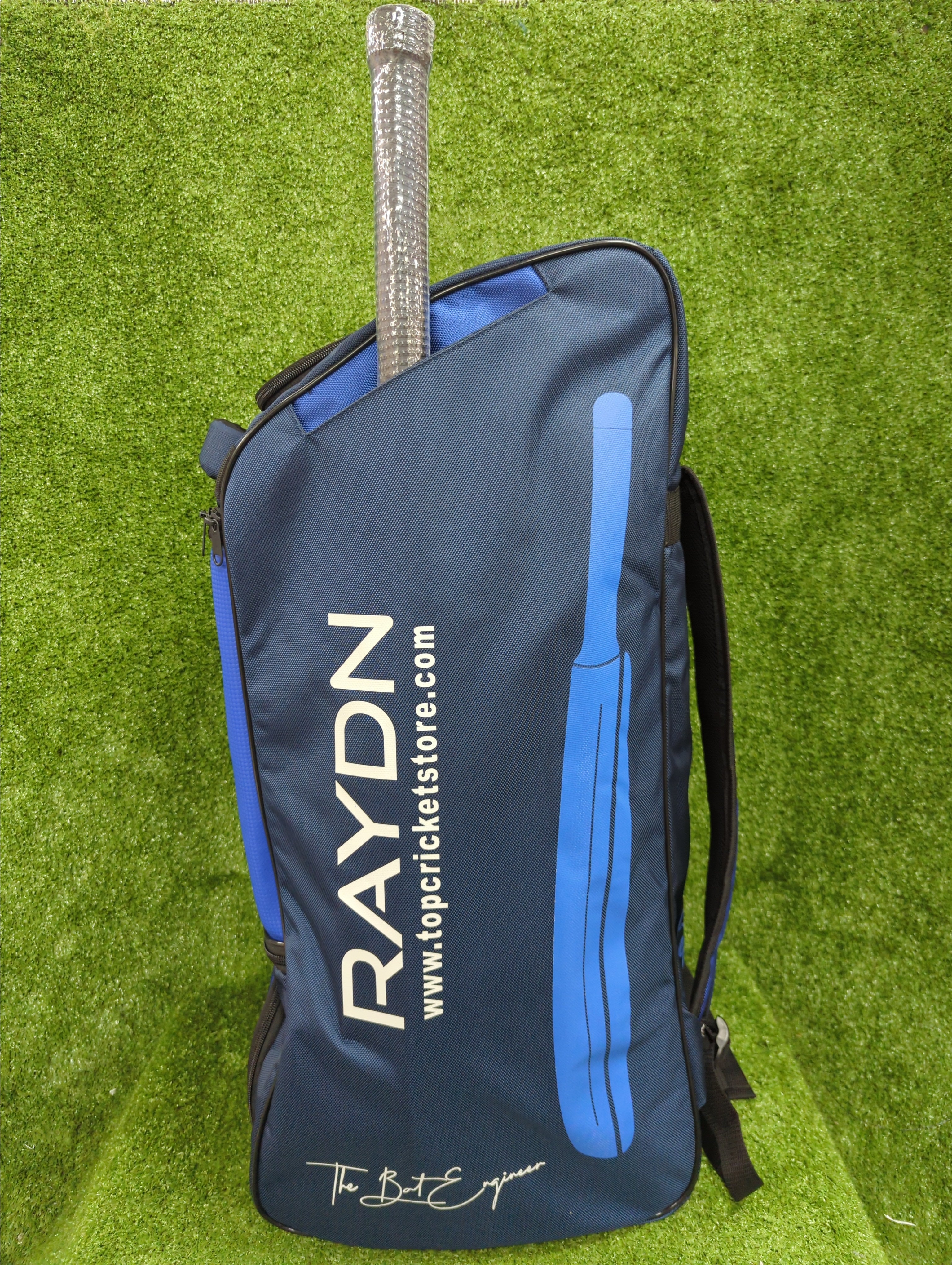 RAYDN Zeus Cricket Duffle Bag - Premium Stand-Up Kit Backpack