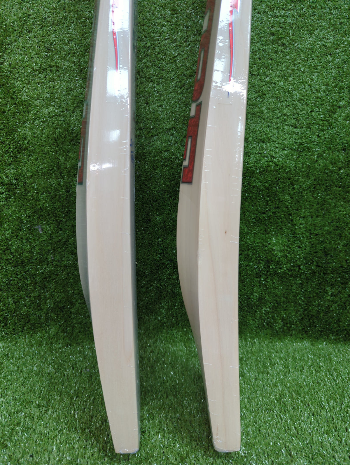 MRF Genius Grand Edition Cricket Bat MRF