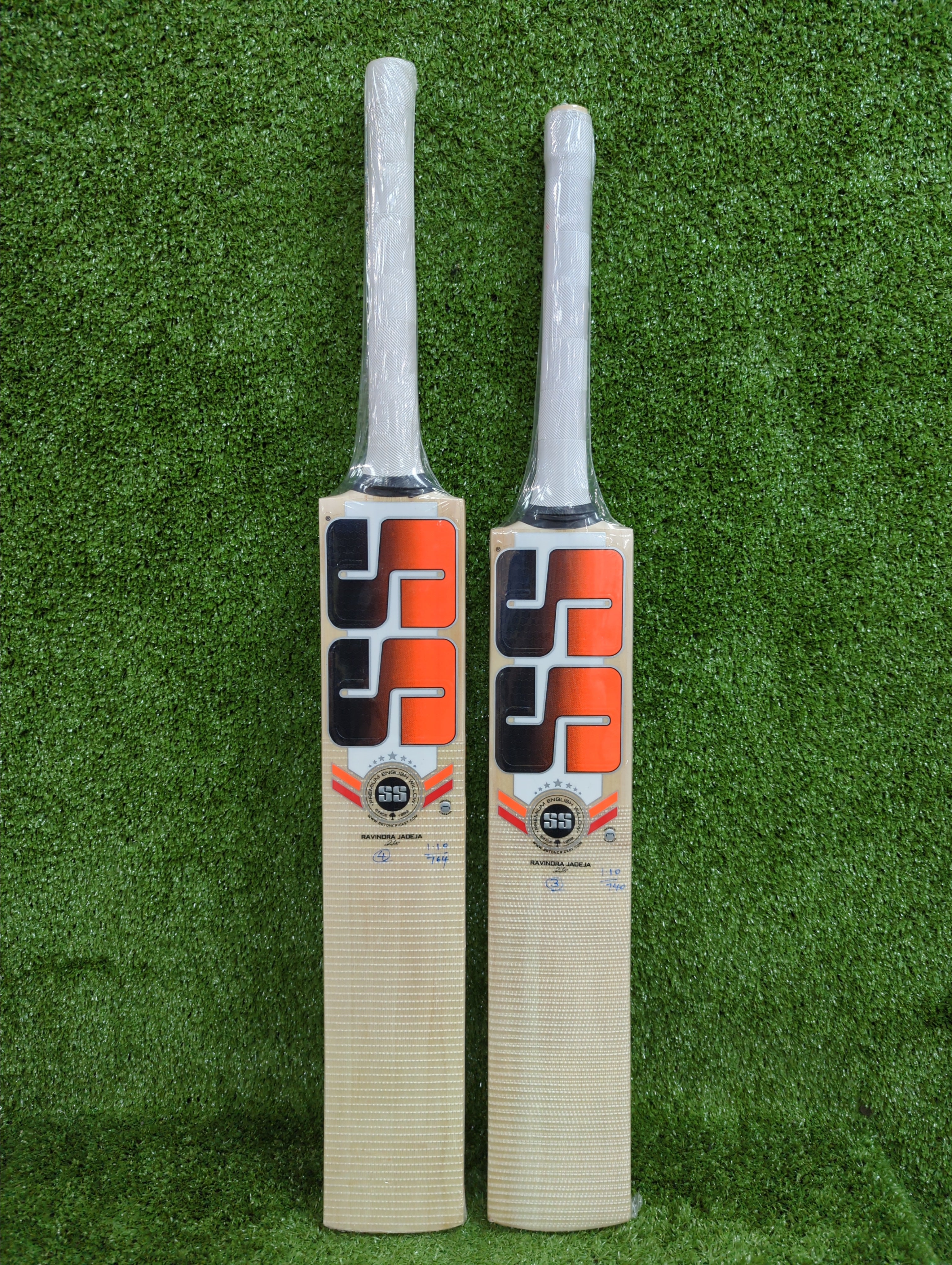 SS Ravindra Jadeja Junior / Youth English Willow Cricket Bat