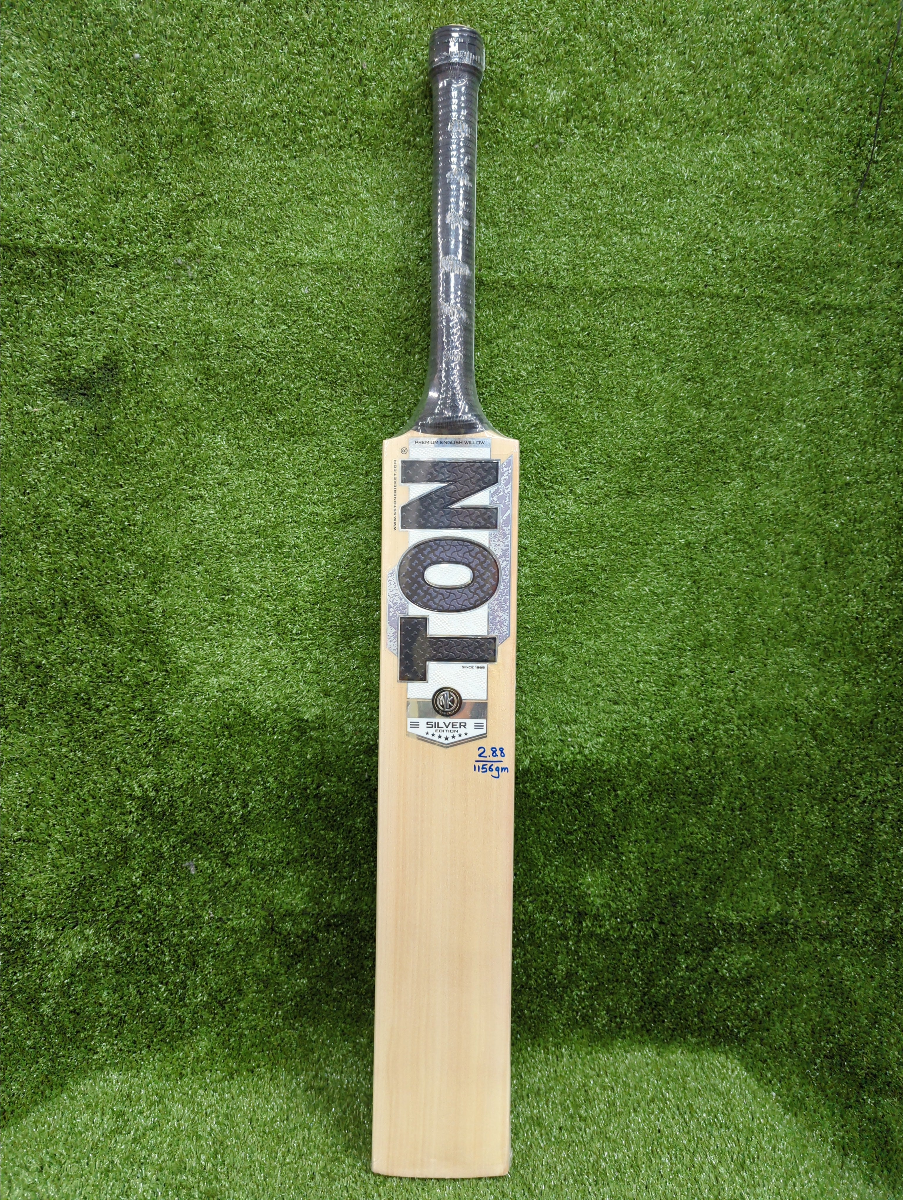 SS Ton Silver Edition English Willow Cricket Bat Short Handle SS