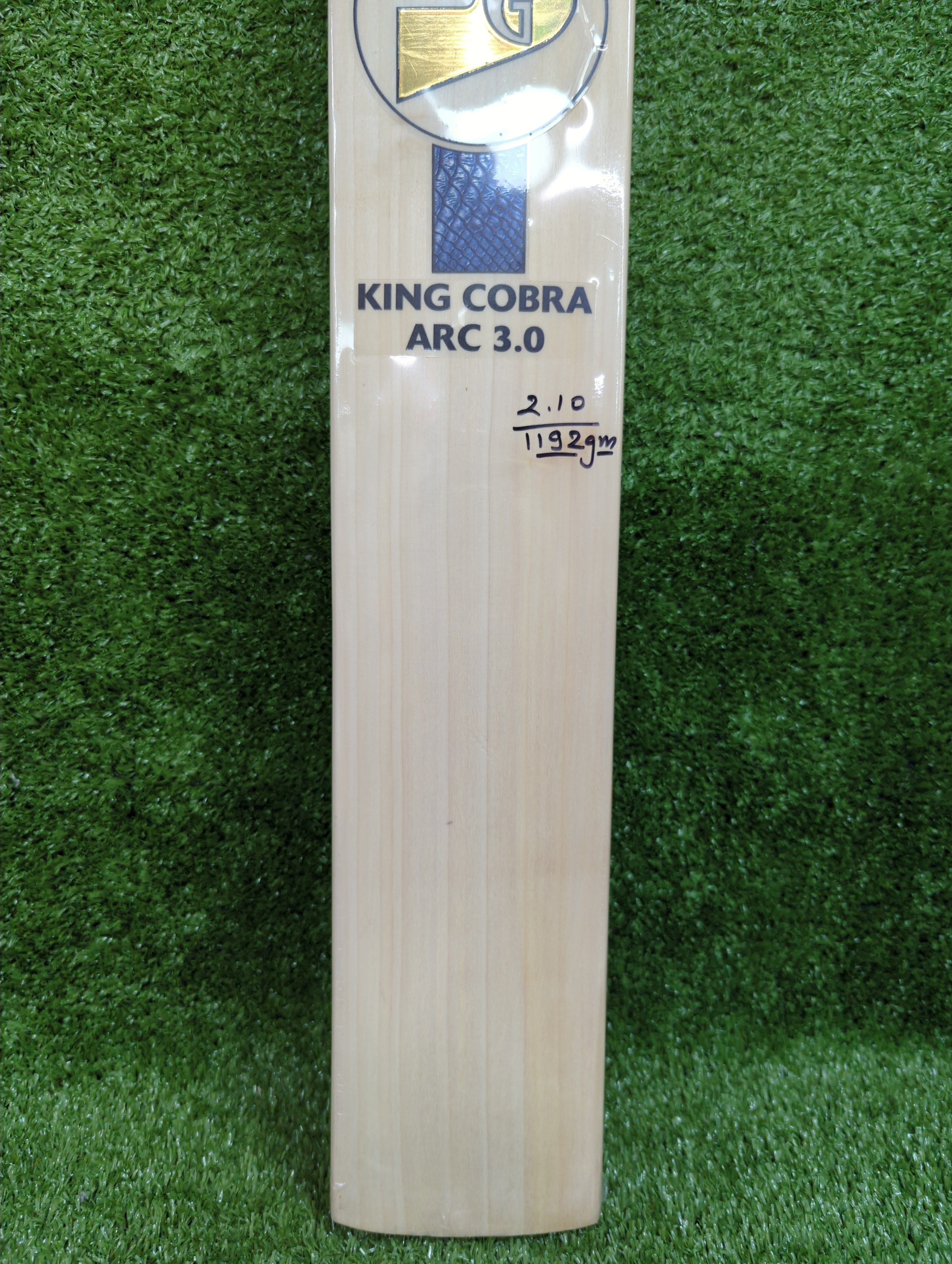 SG King Cobra Arc 3.0 English Willow Cricket Bat SG