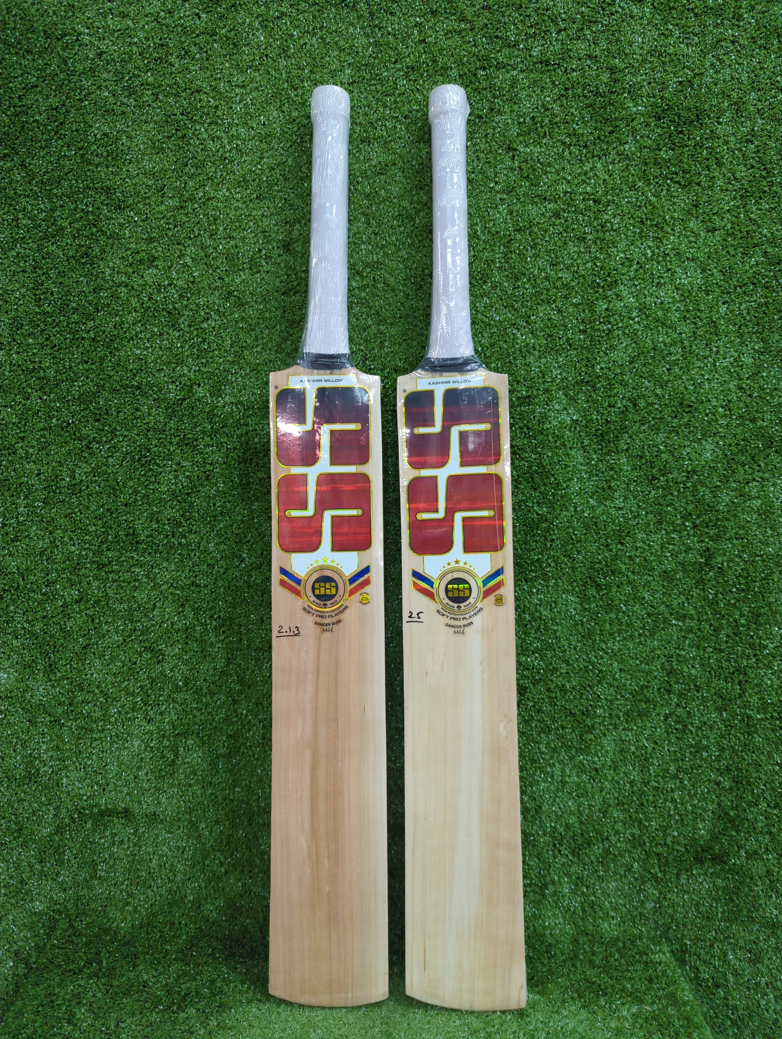 SS Soft Pro Players (Danger Russ) Jumbo Scoop Tennis Cricket Bat