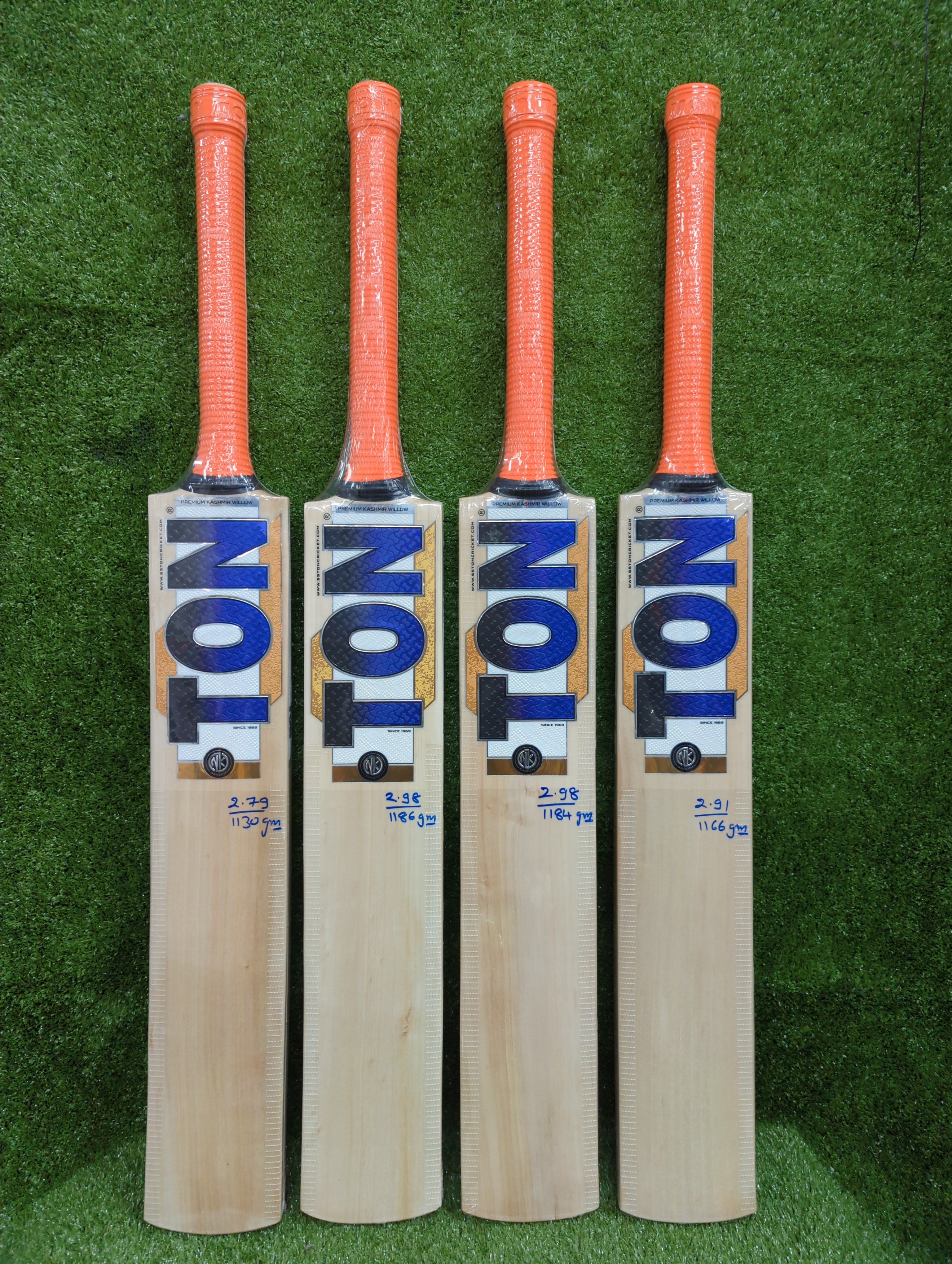 SS TON Dhoni Players Premium Kashmir Willow Cricket Bat by SS - TopCricketStore