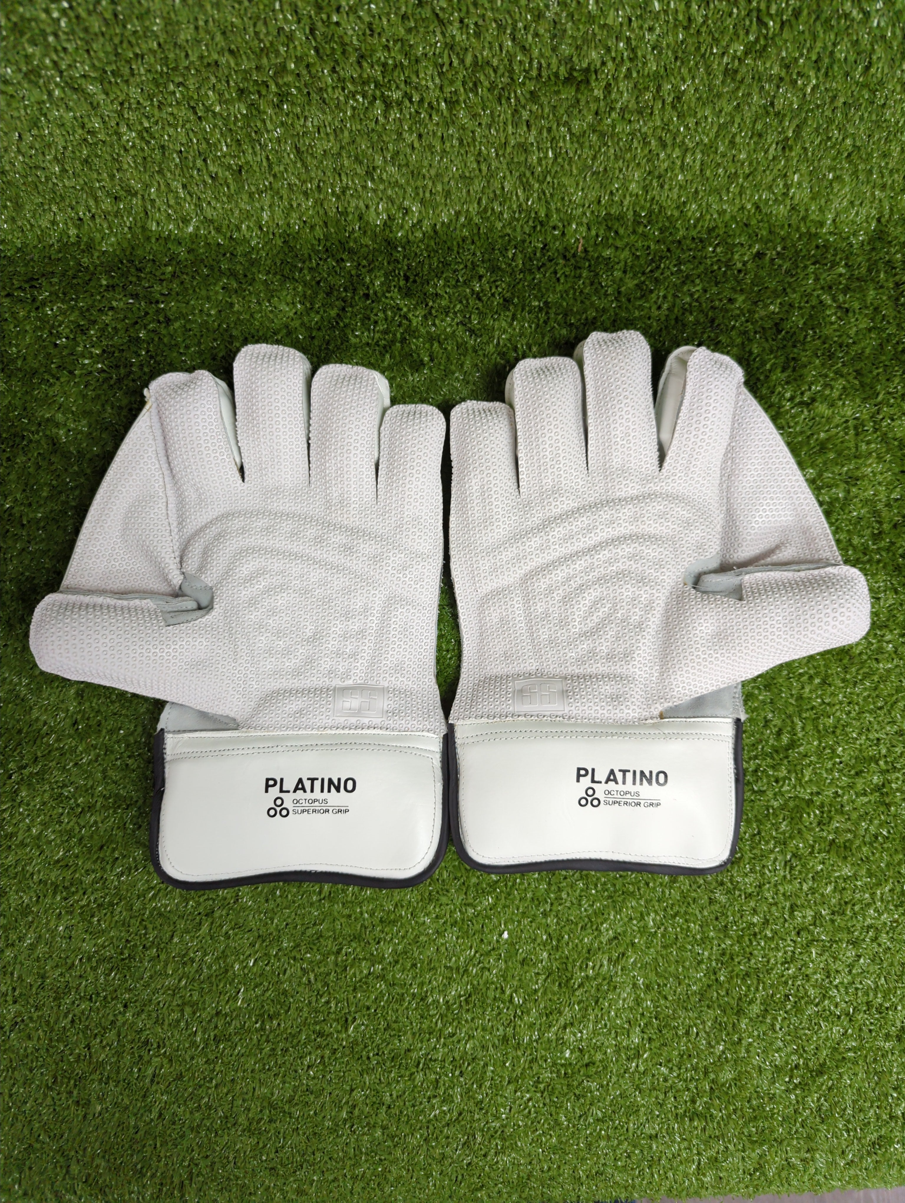 SS Platino Junior / Youth Wicket Keeping Gloves