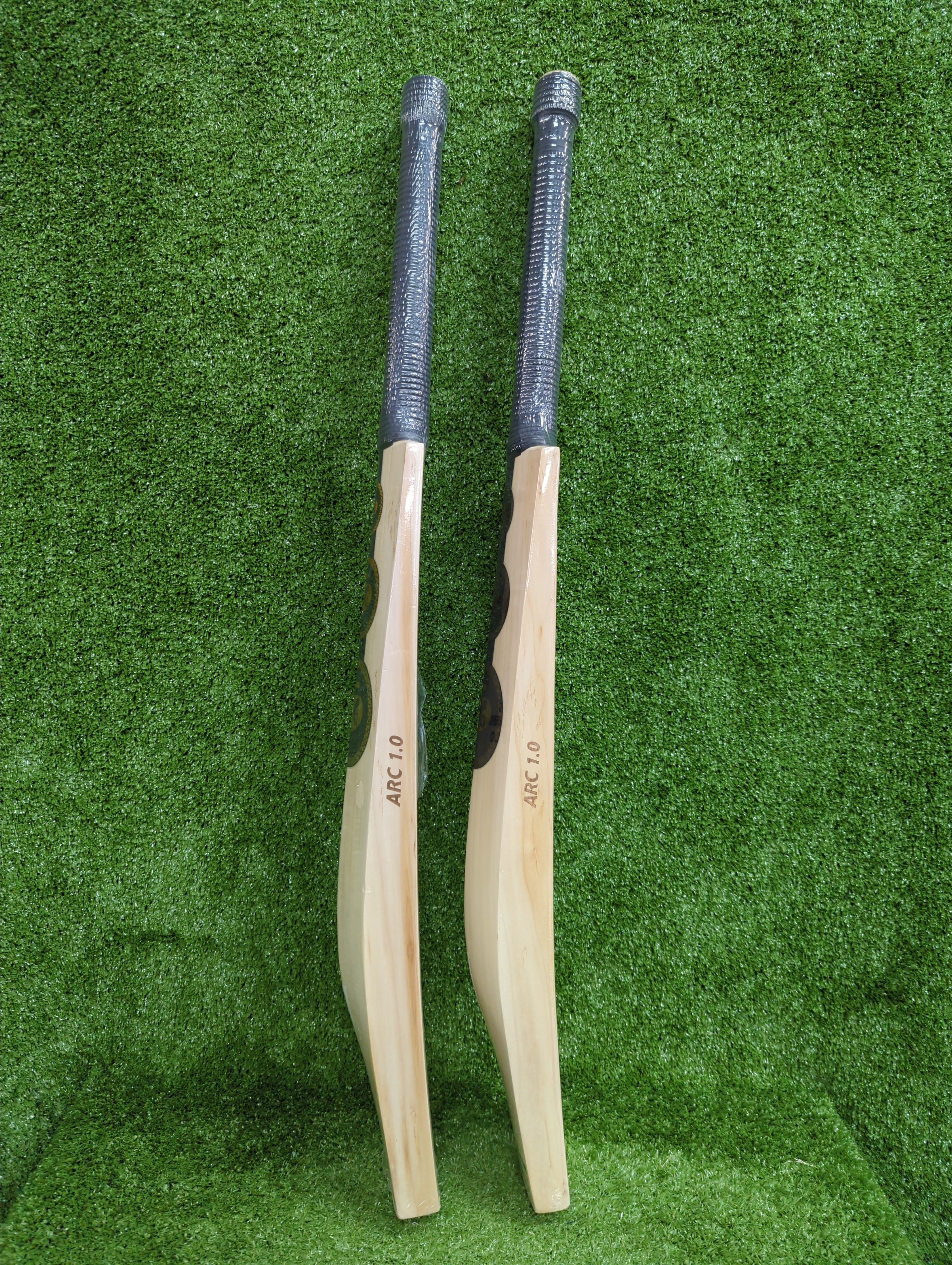 SG King Cobra Arc 1.0 English Willow Cricket Bat