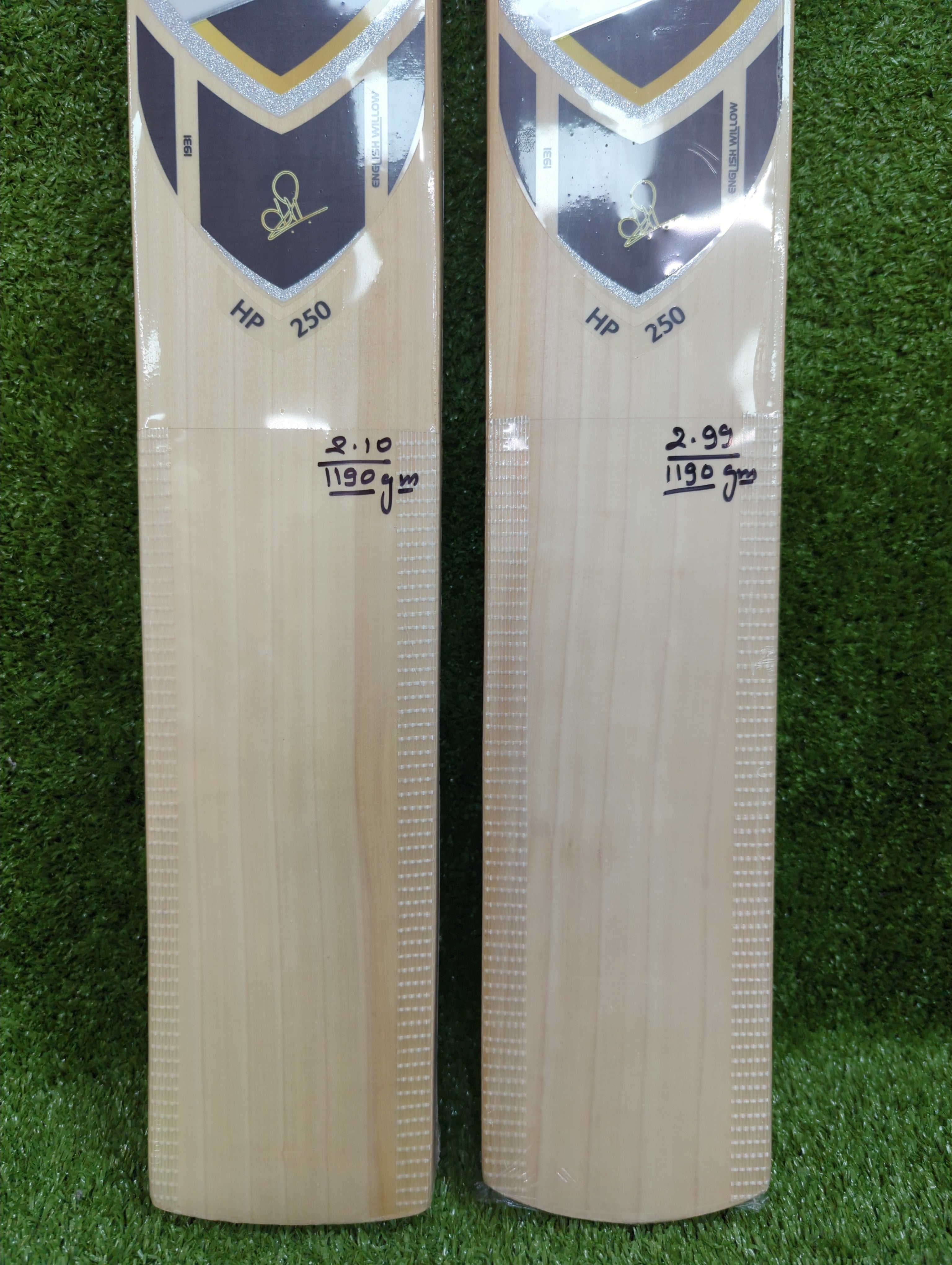 SG HP 250 English Willow Cricket Bat with STR8Bat Sensor SG