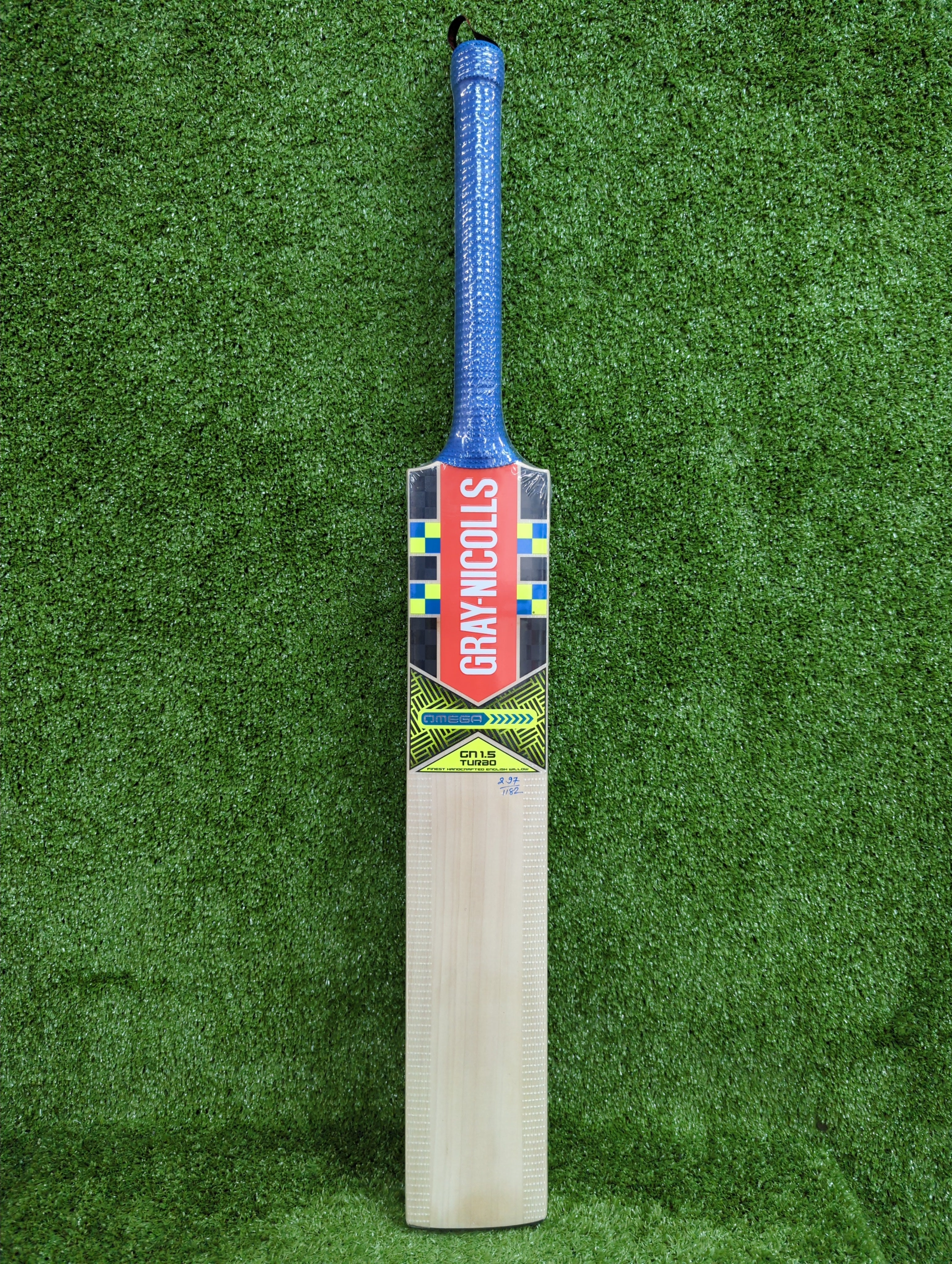 Gray-Nicolls 1.5 Omega Turbo English Willow Cricket Bat