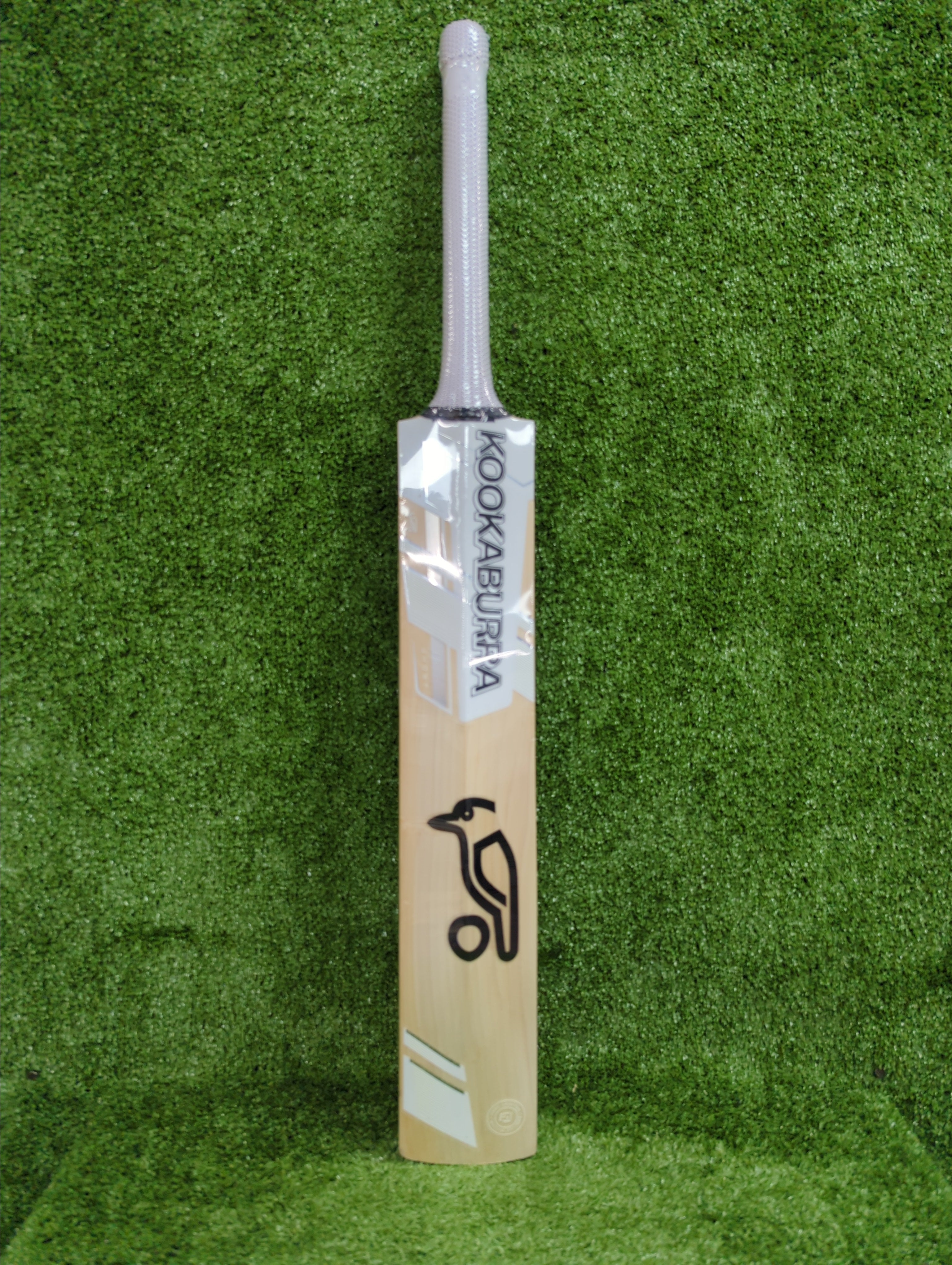 Kookaburra Ghost Pro 1.0 English Willow Cricket Bat