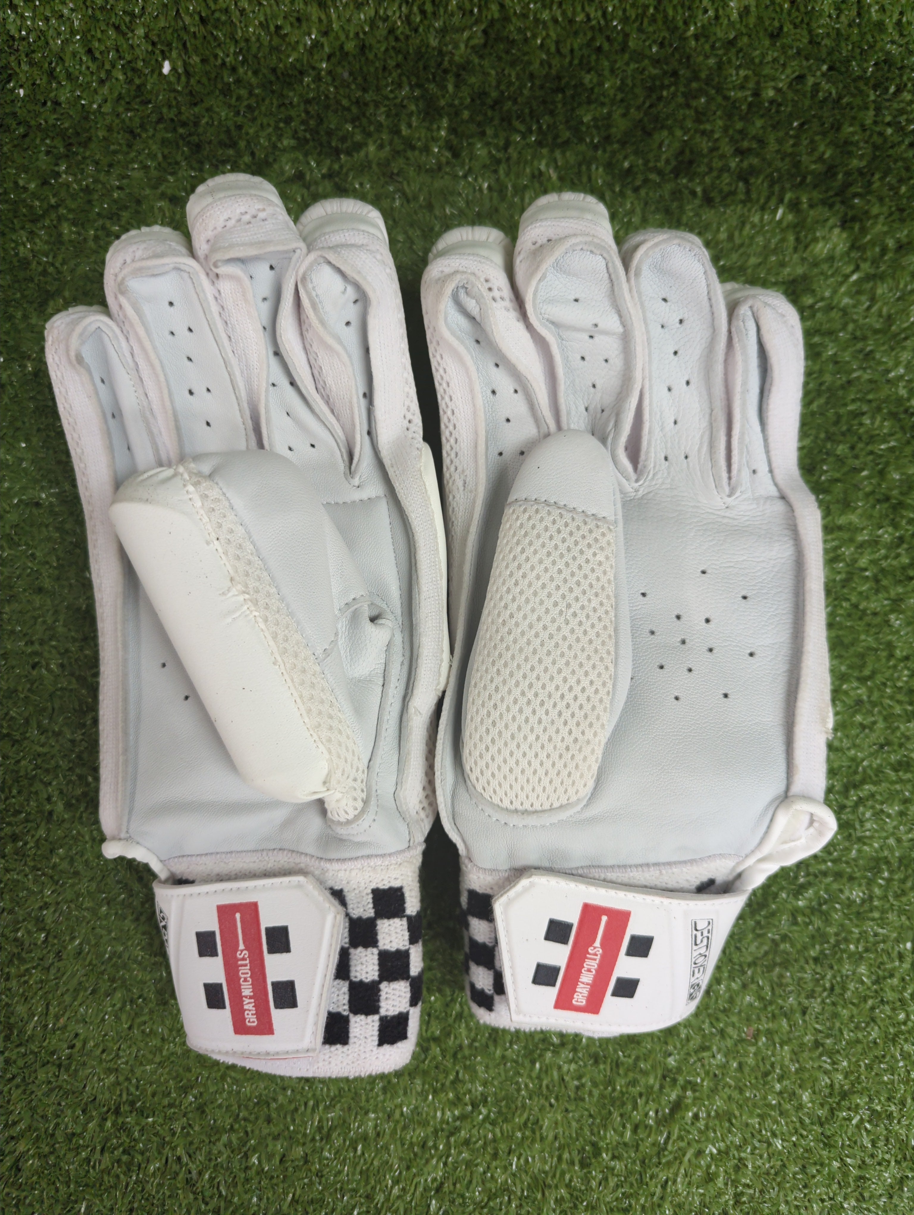 Gray-Nicolls 5 Destroyer Junior / Youth Cricket Batting Gloves by GN - back view - TopCricketStore