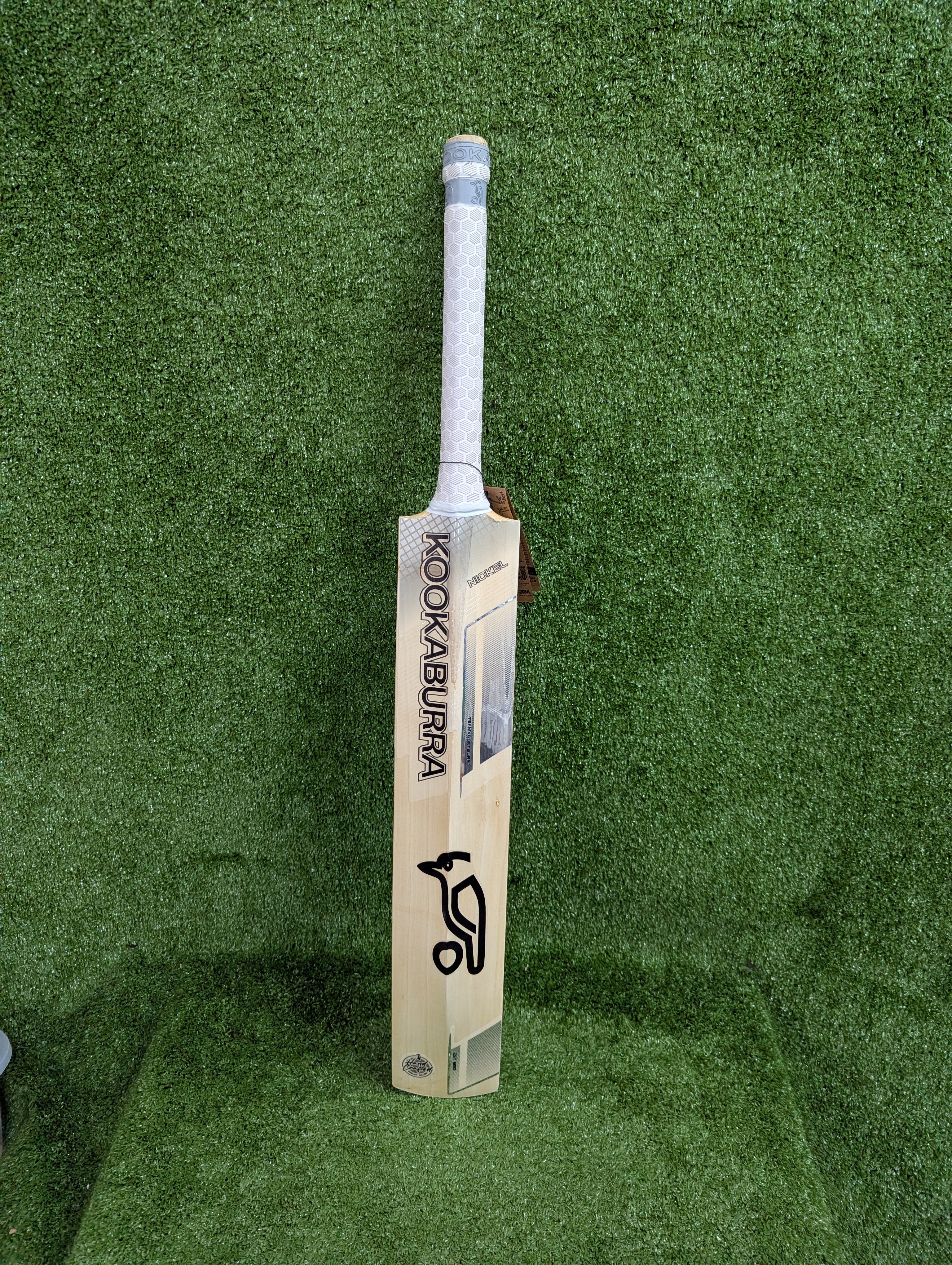 Kookaburra Nickle 6.3 English Willow Cricket Bat