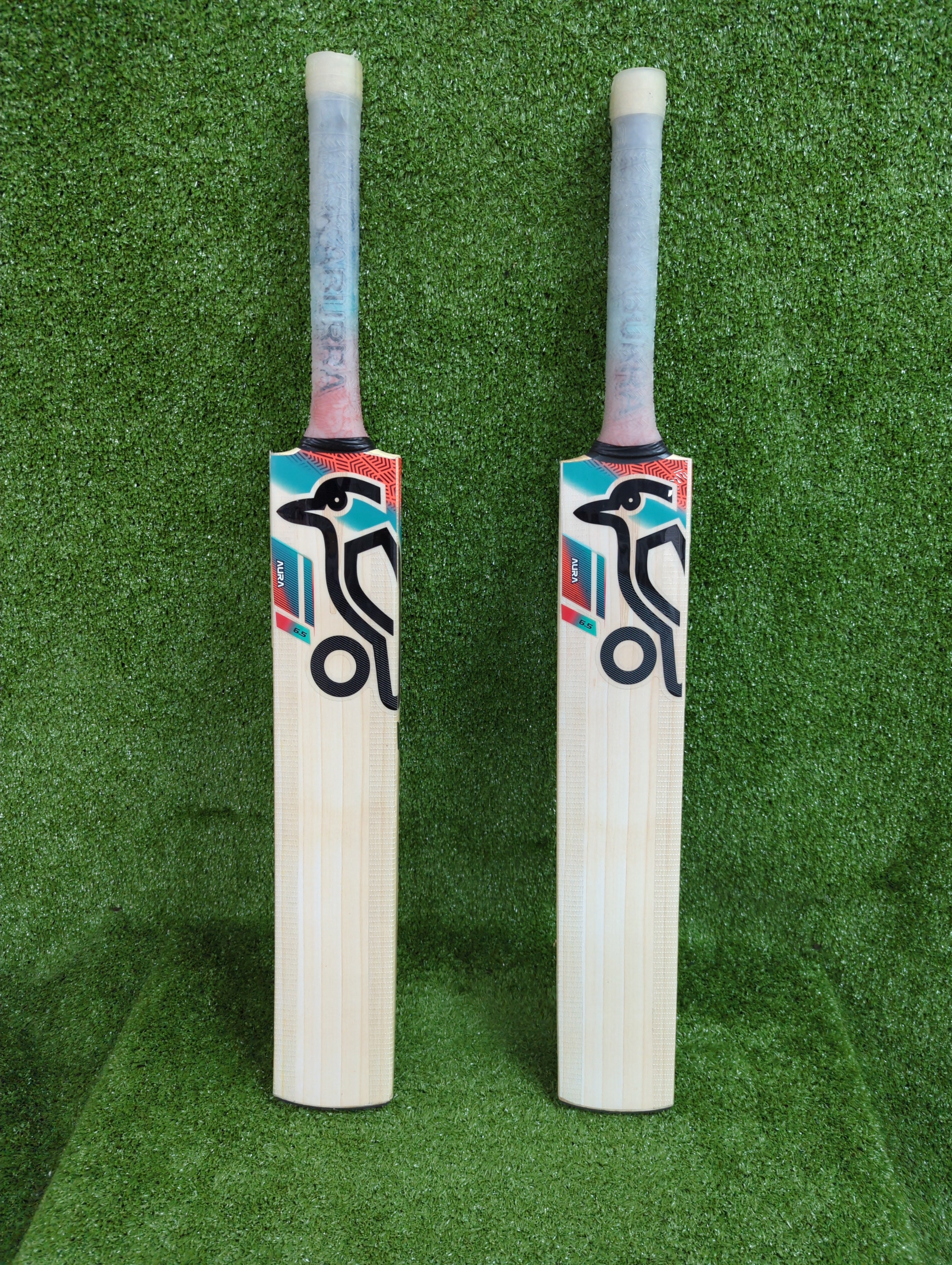 Kookaburra Aura 6.5 Junior / Youth English Willow Cricket Bat