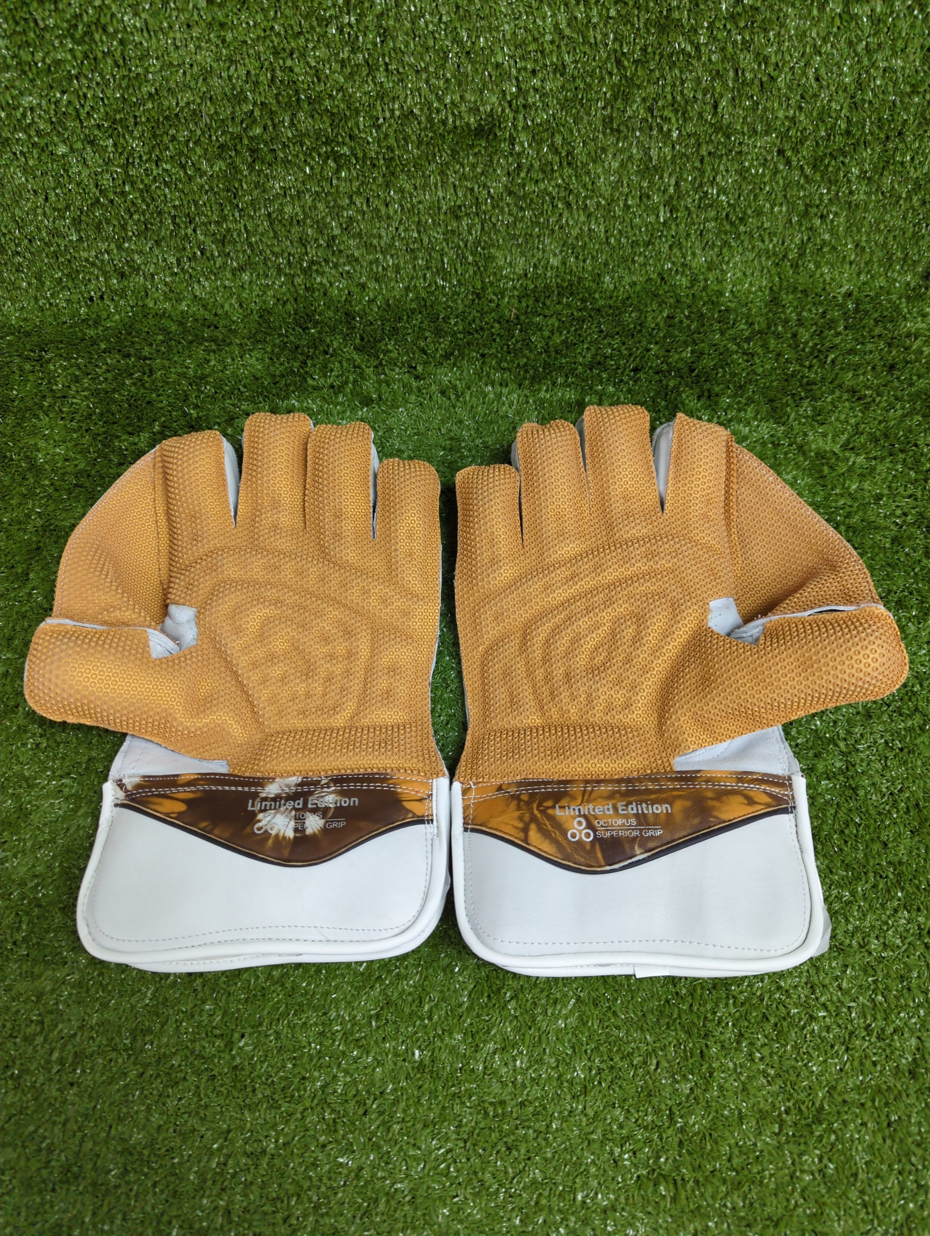 SS Limited Edition Adult Wicket Keeping Gloves