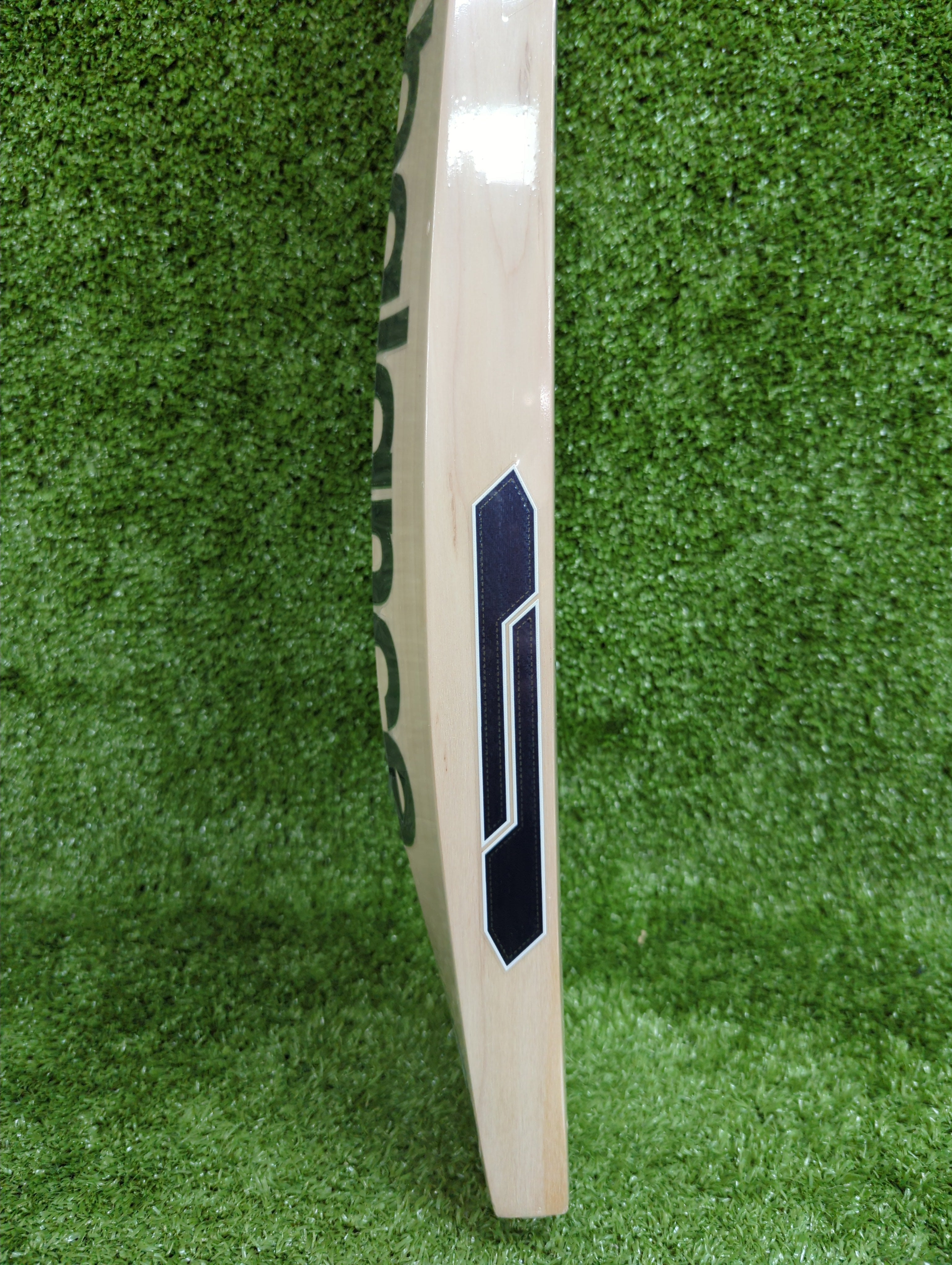 NB DC 700i Max English Willow Cricket Bat