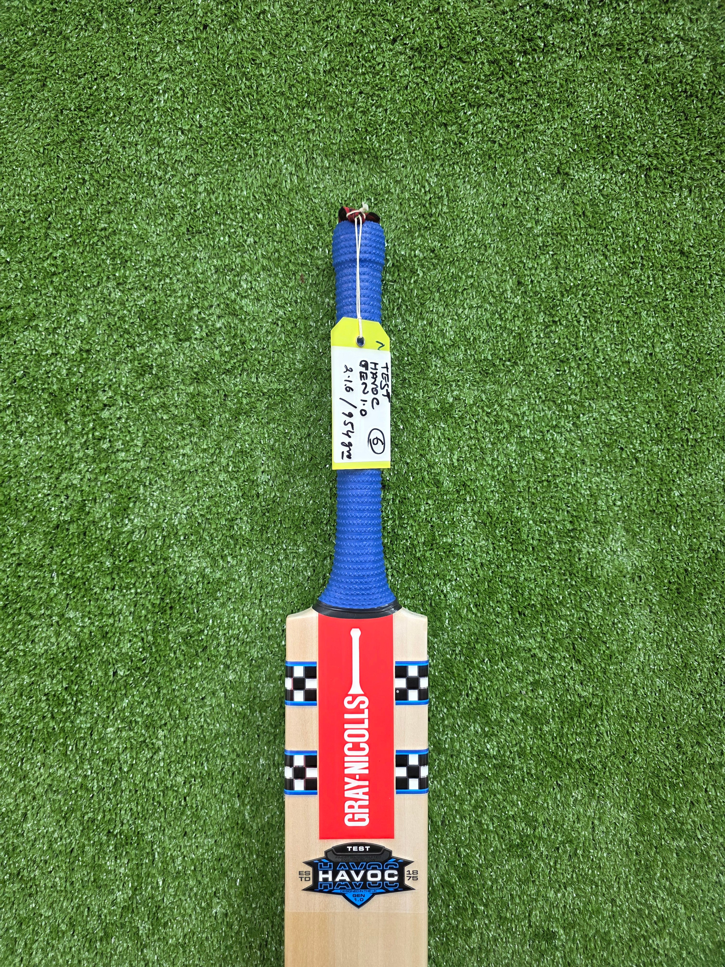 Gray-Nicolls Havoc 1.0 Test Junior / Youth English Willow Cricket Bat