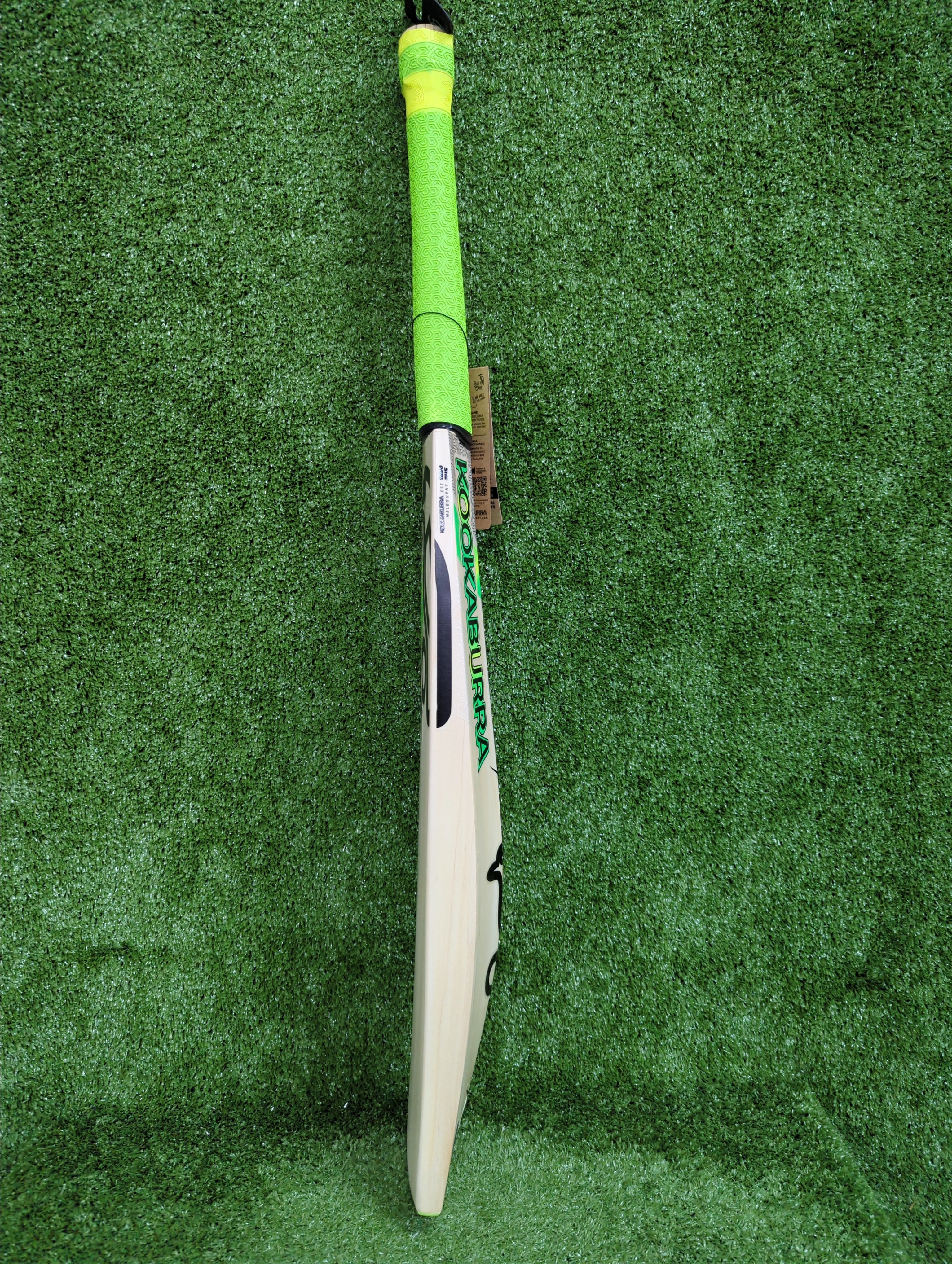 Kookaburra Kahuna Pro 3.1 Icon English Willow Cricket Bat