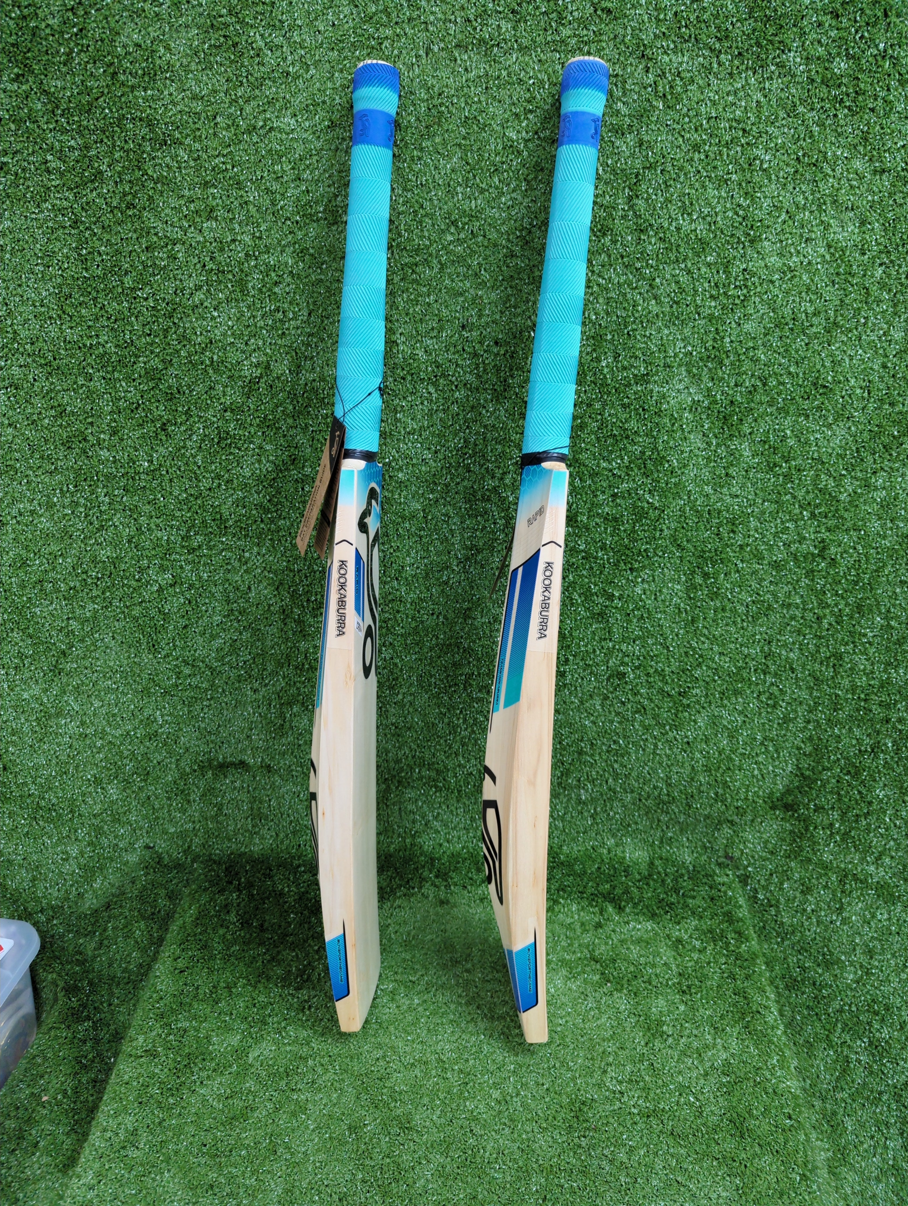 Kookaburra Rapid Ultralite English Willow Cricket Bat