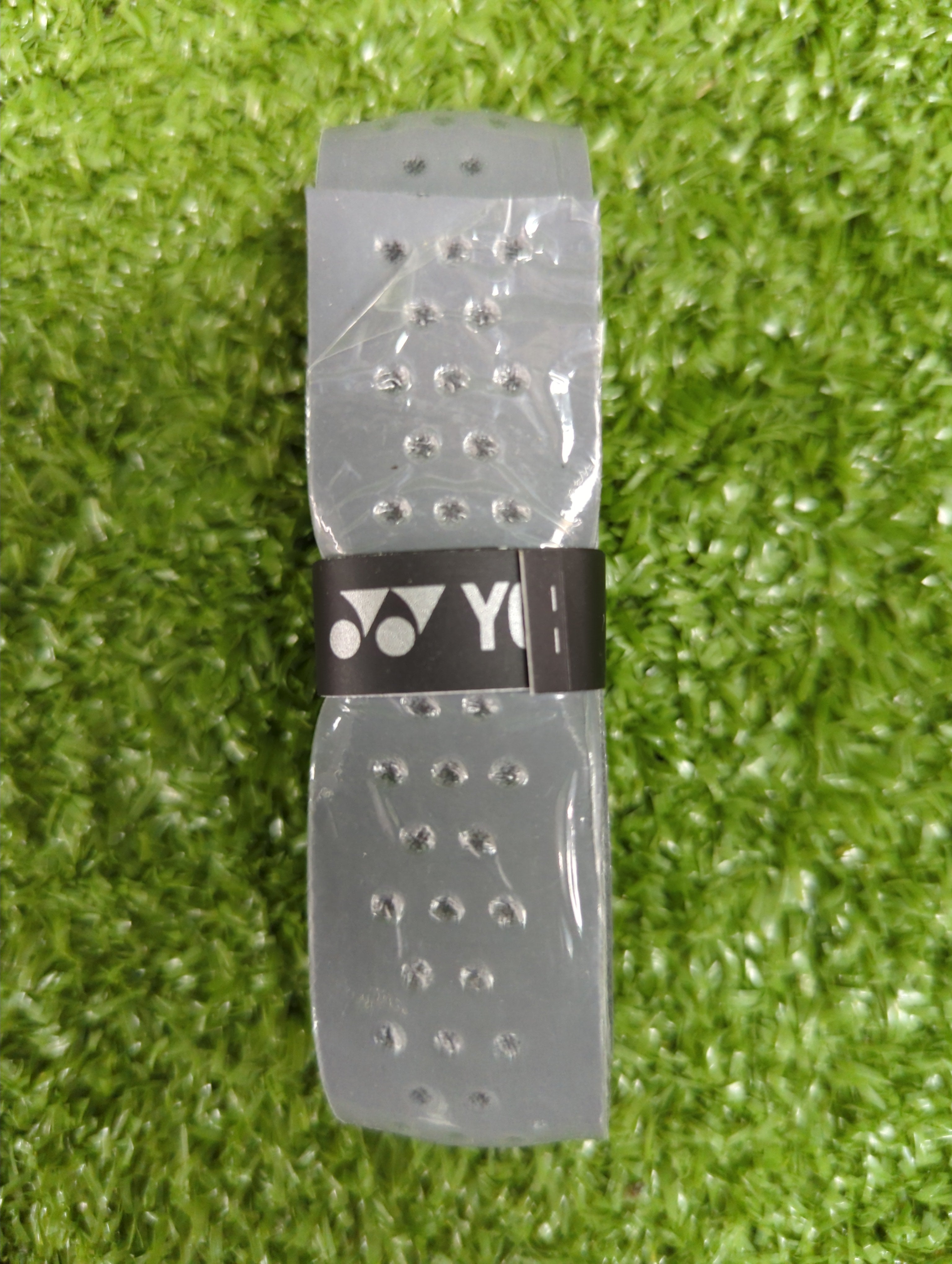 Yonex Aerocush ARC 9900E Racket Grip by Yonex - in-use view - TopCricketStore