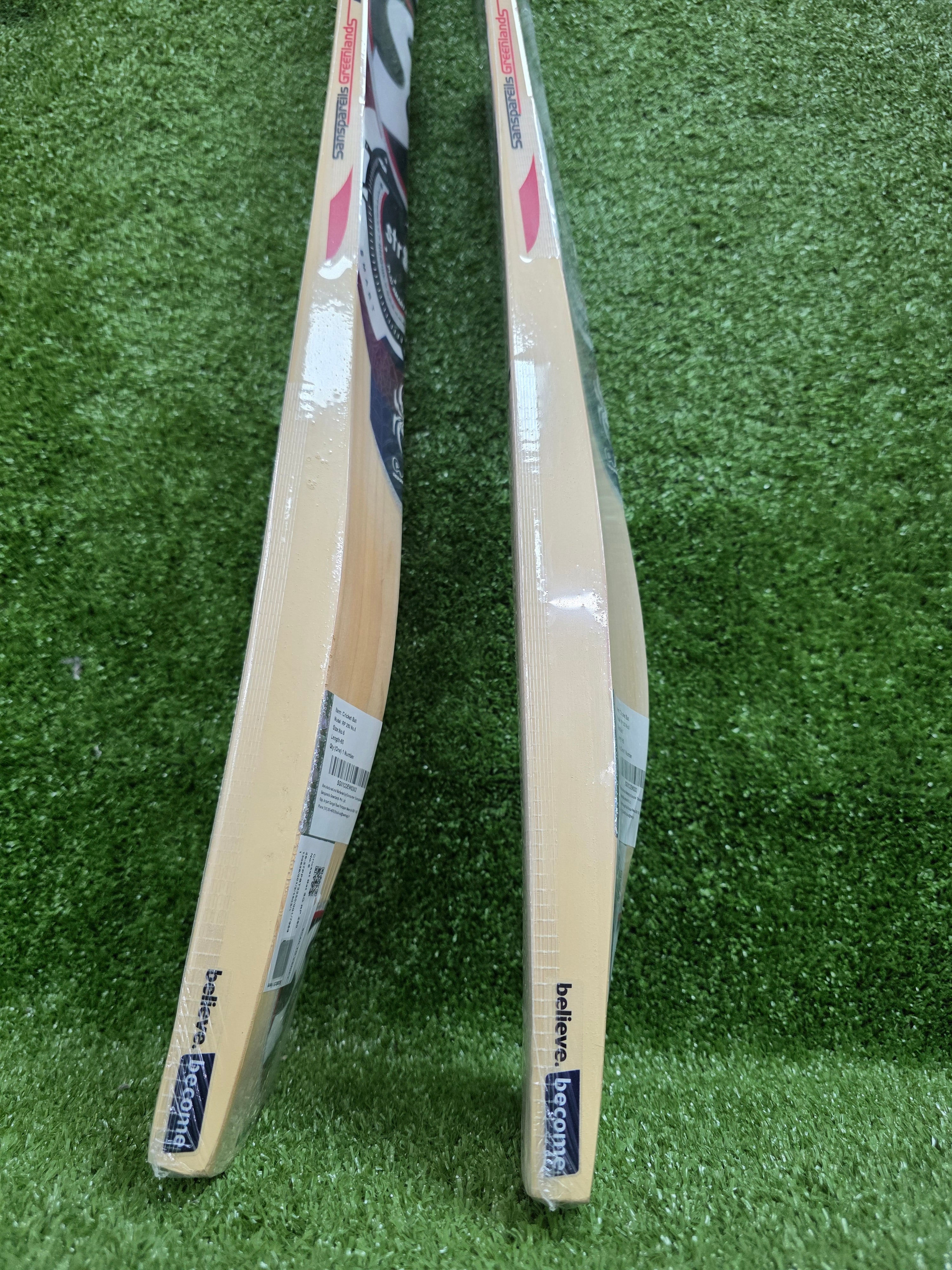 SG RP 250 Junior / Youth English Willow Cricket Bat with STR8Bat Sensor SG