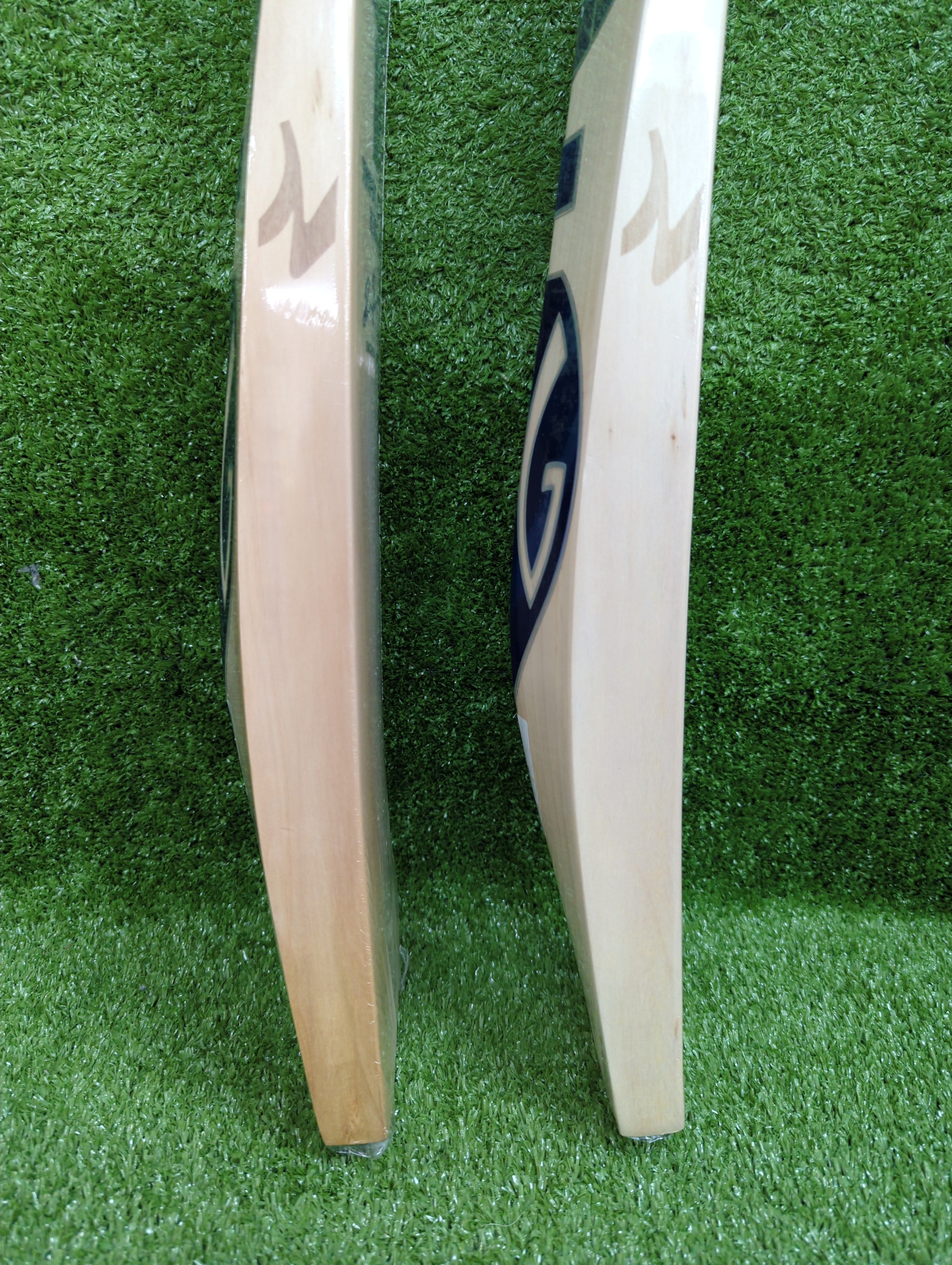 SG Triple Crown Xtreme Cricket Bat SG