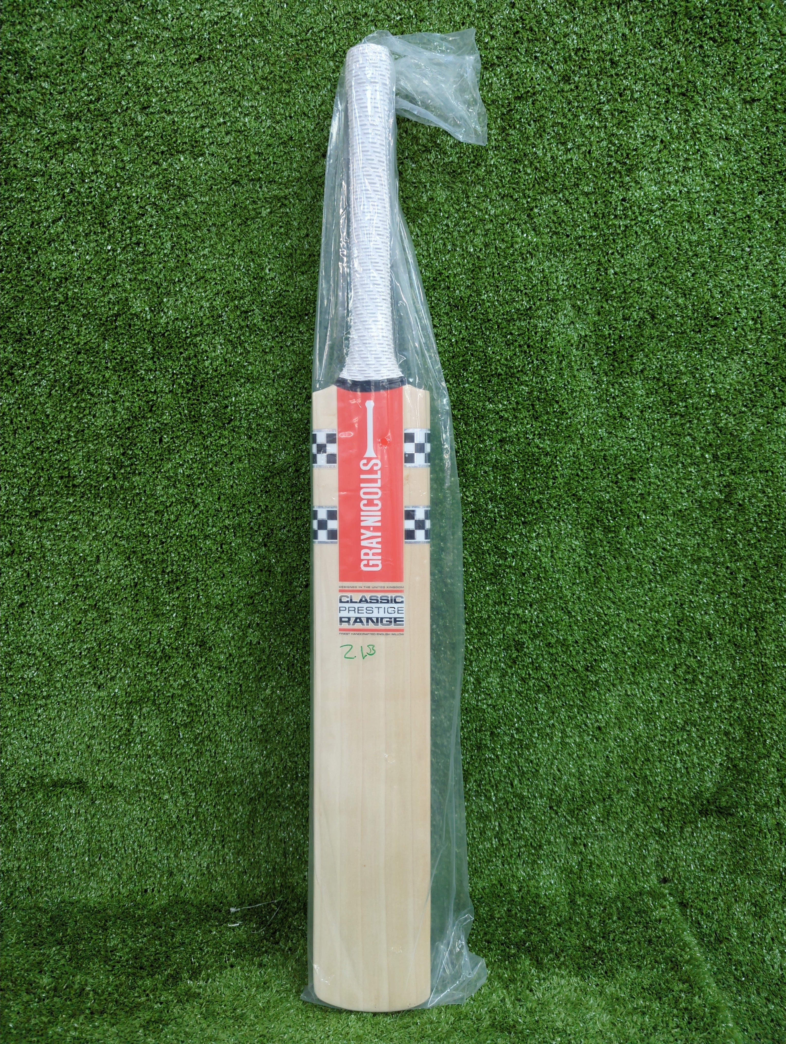 Gray-Nicolls Classic Prestige Range Junior / Youth English Willow Cricket Bat