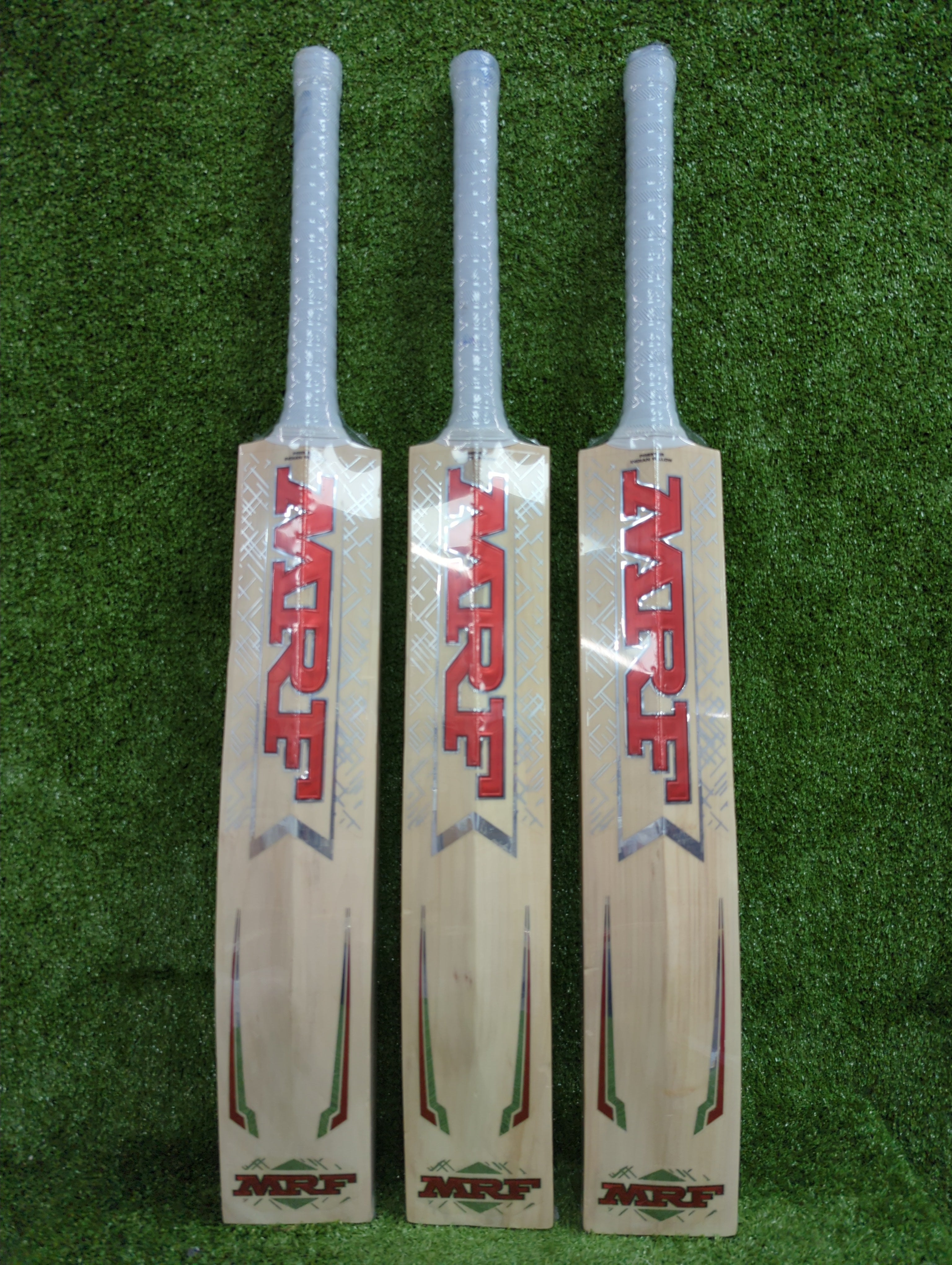 MRF Titan Kashmir Willow Cricket Bat