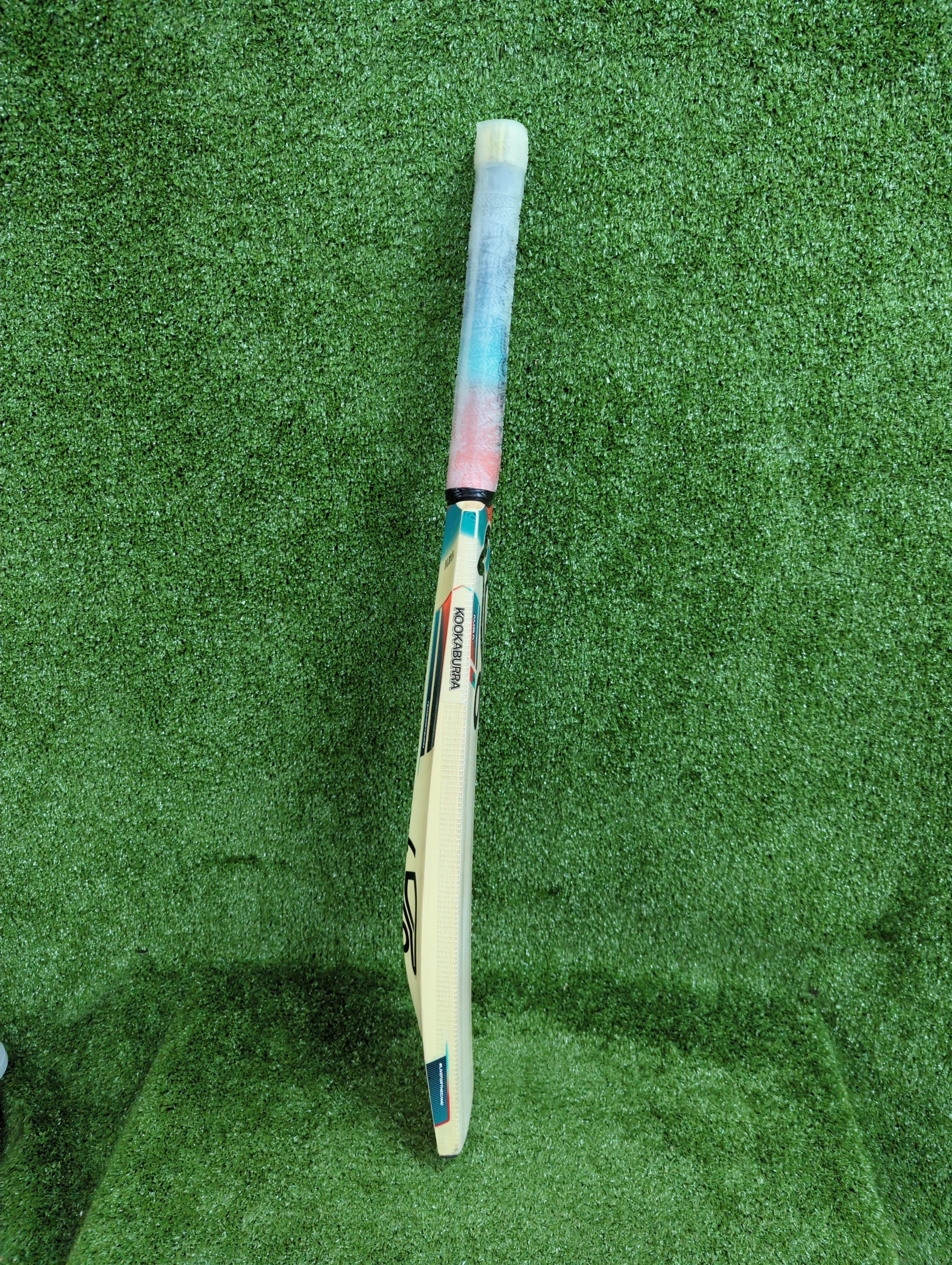 Kookaburra Aura 6.5 Harrow English Willow Cricket Bat