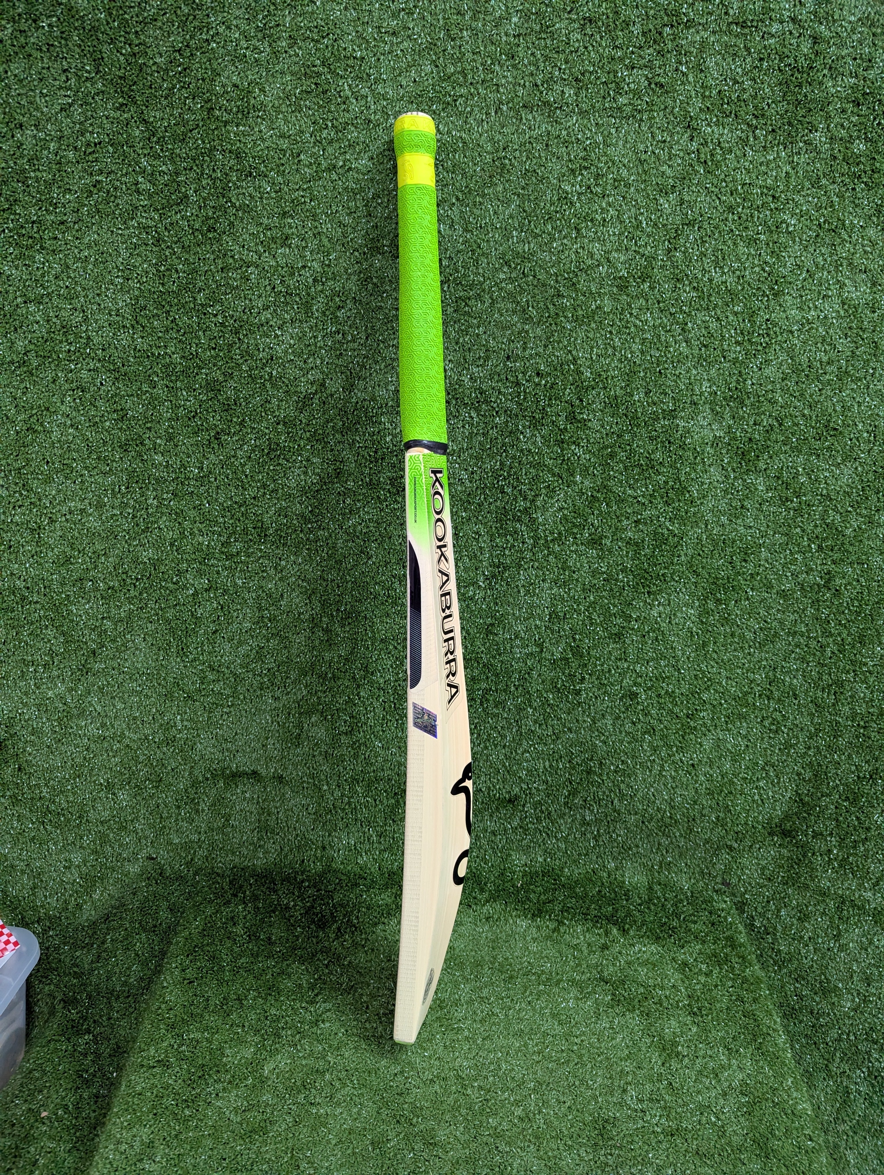 Kookaburra Kahuna 6.5 English Willow Cricket Bat