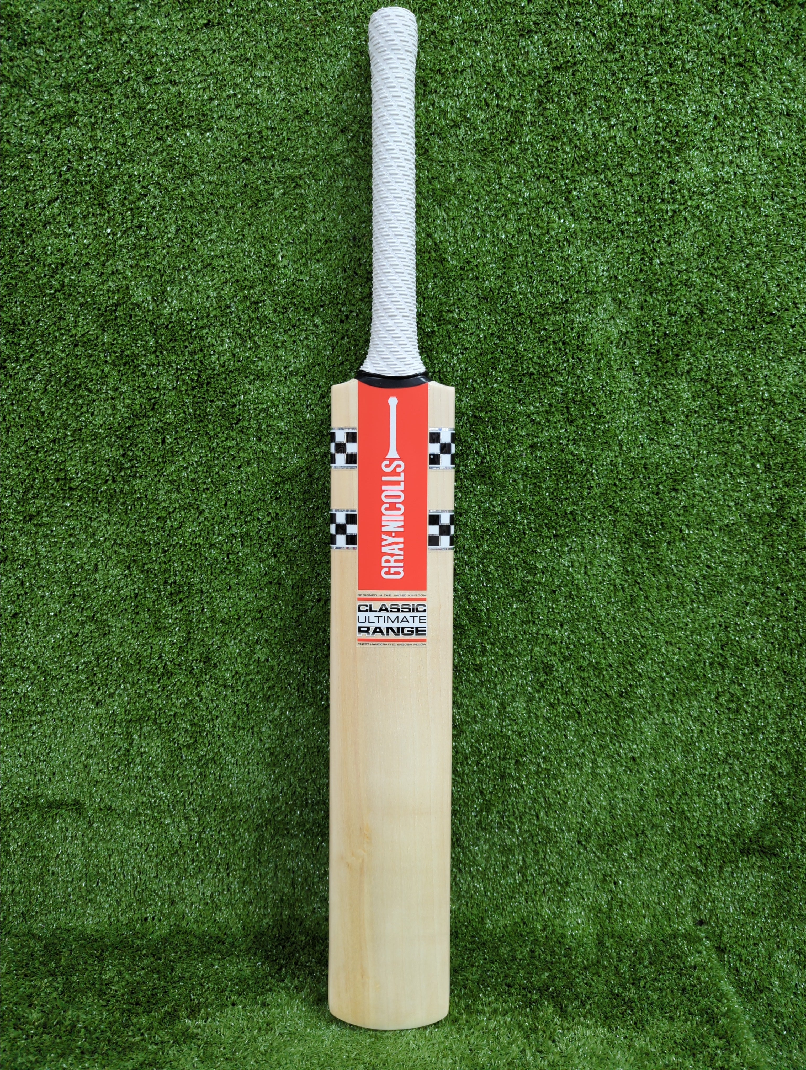 Gray-Nicolls Classic Ultimate Range Junior / Youth English Willow Cricket Bat
