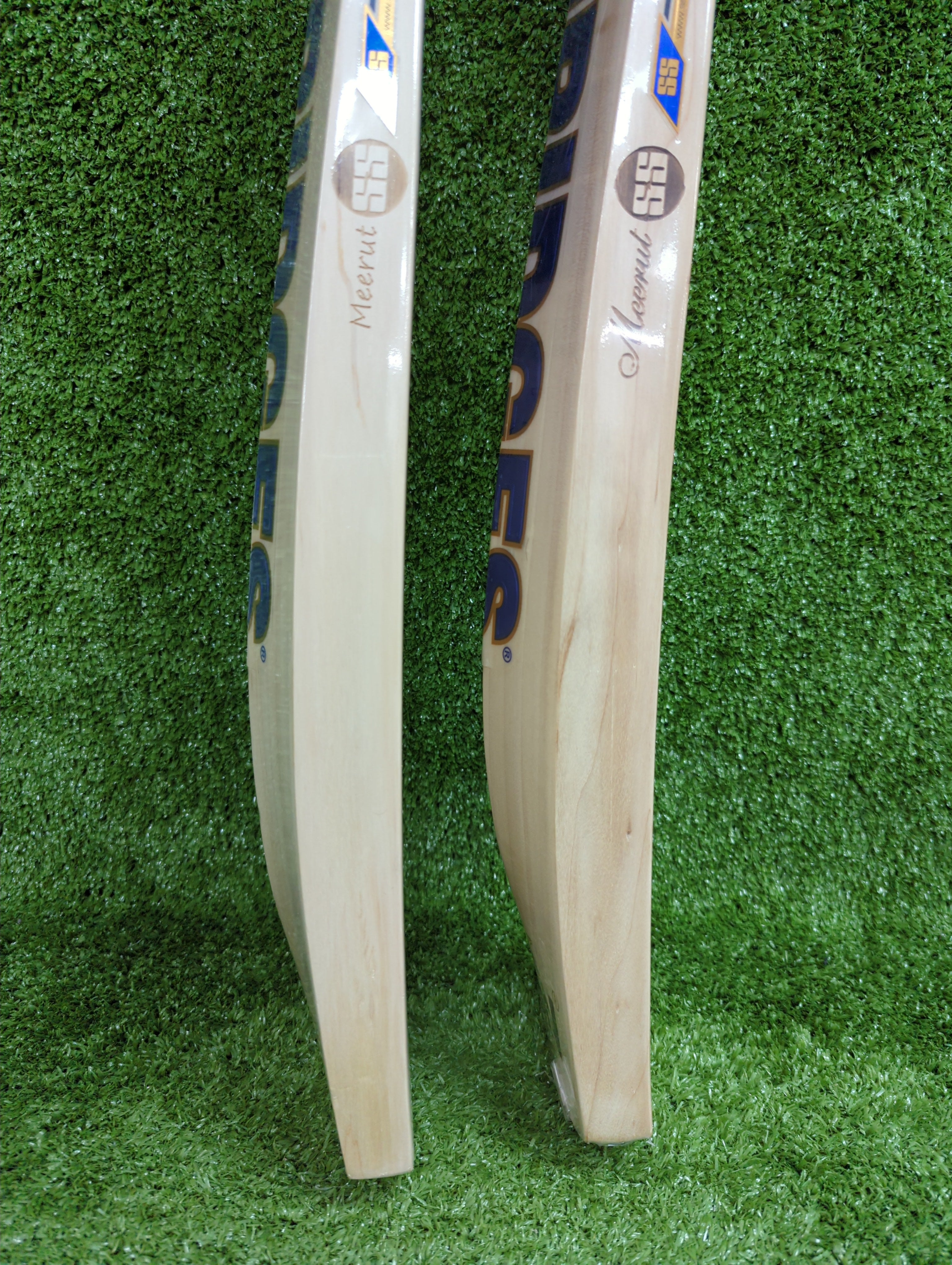 SS Vintage Finisher One (Dinesh Karthik) English Willow Cricket Bat Dark Blue