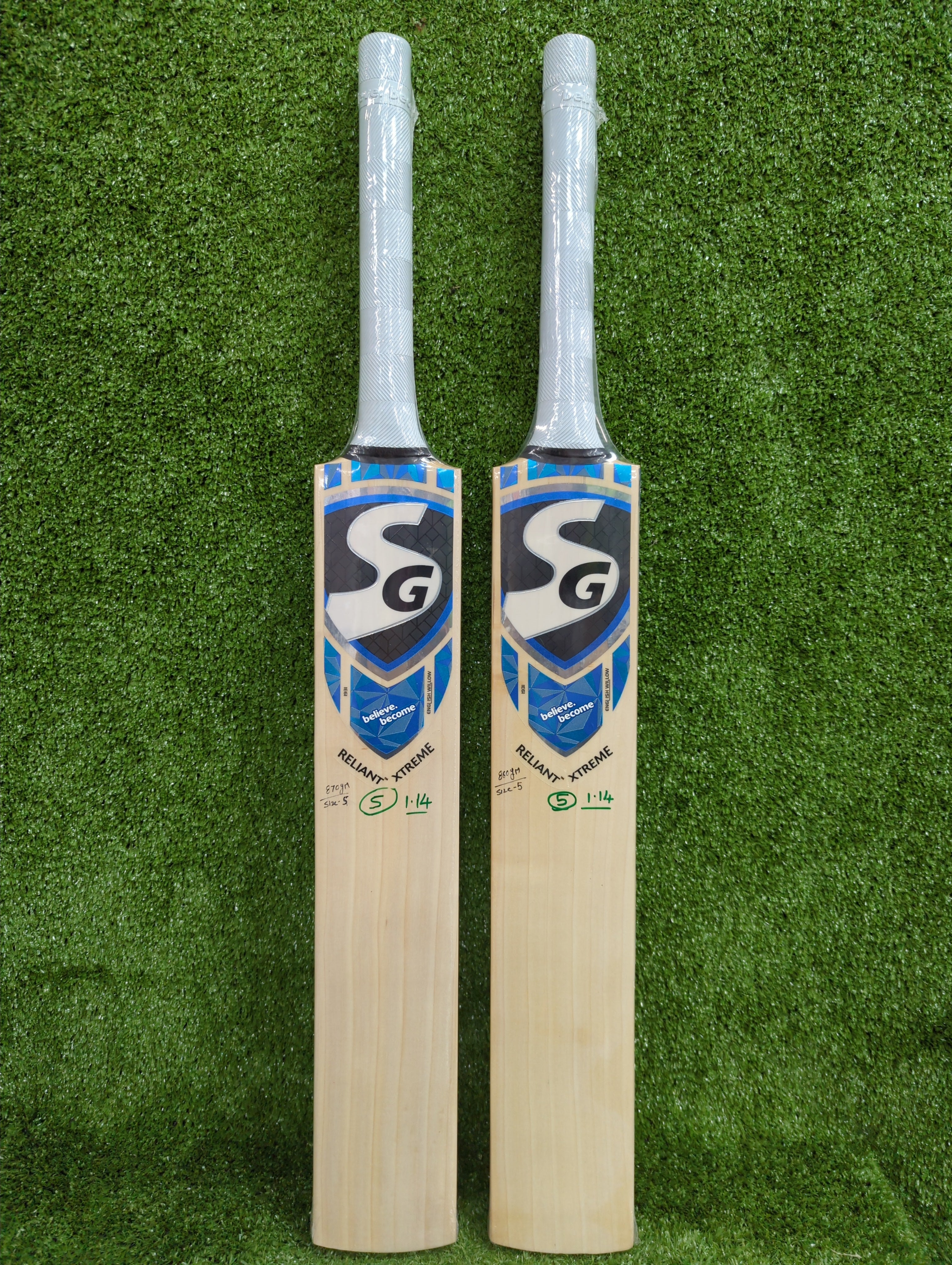 SG Reliant Xtreme Junior / Youth Cricket Bat