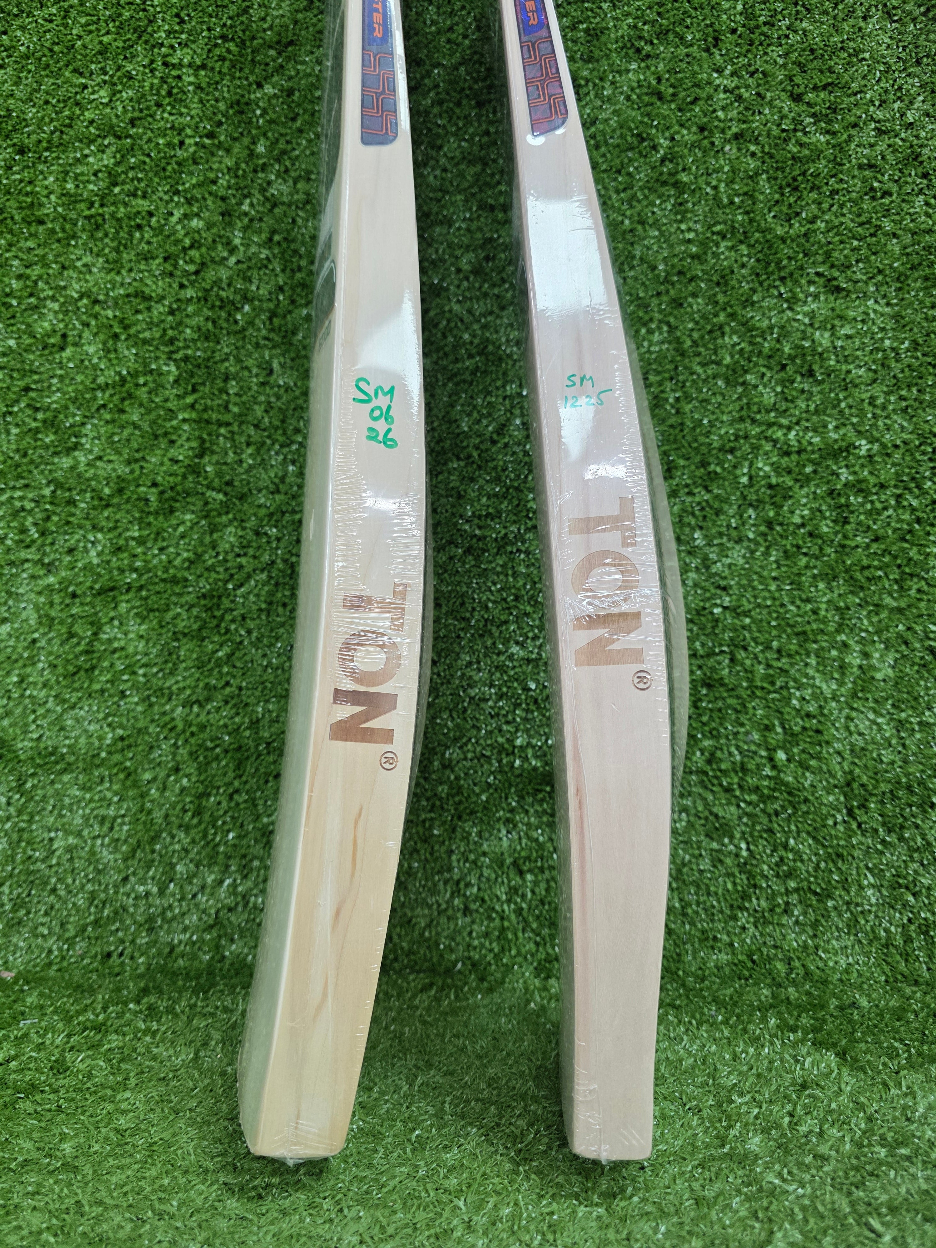 SS Master 5000 English Willow Cricket Bat Short Handle SS