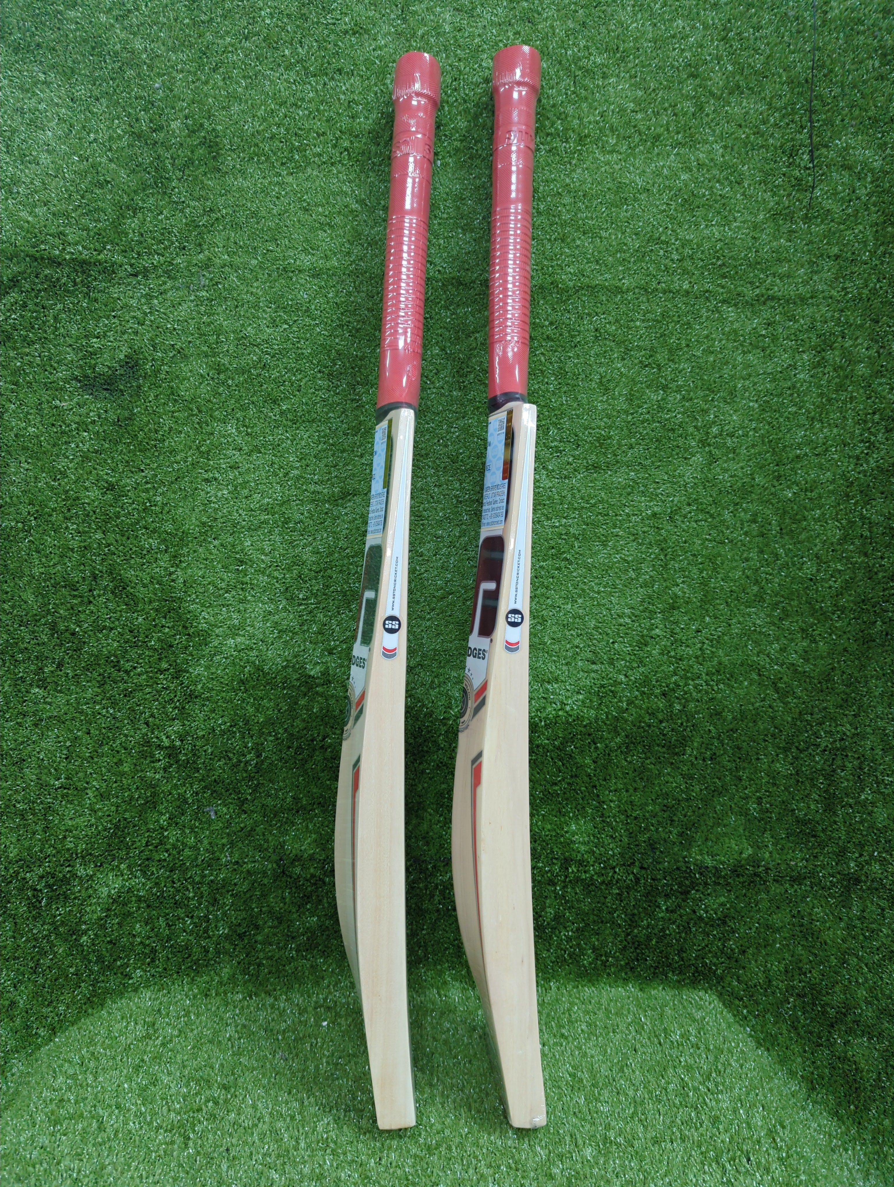 SS Ranger Kashmir Willow Cricket Bat by SS - side view - TopCricketStore