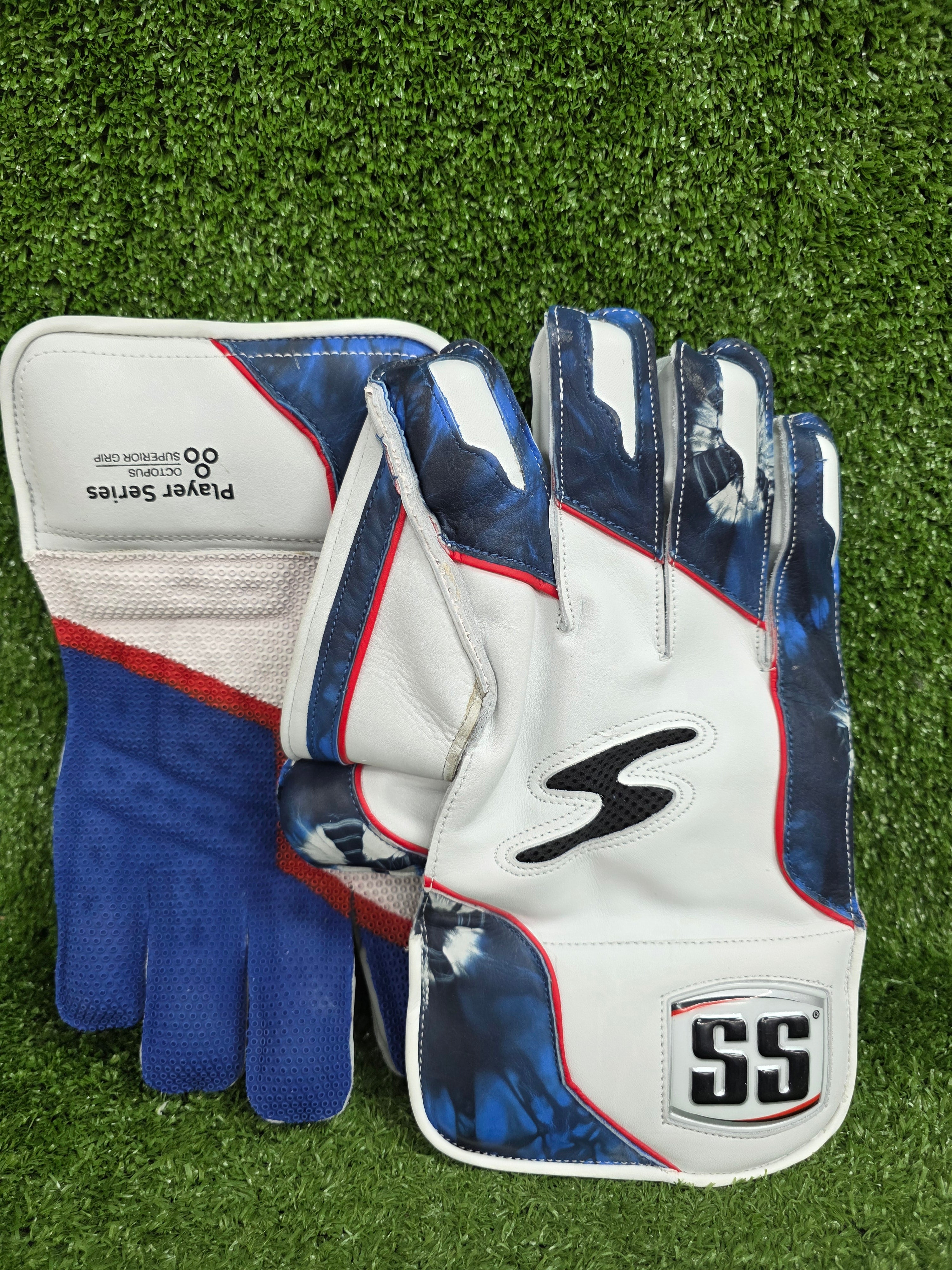 SS Player Series Cricket Wicket Keeping Gloves