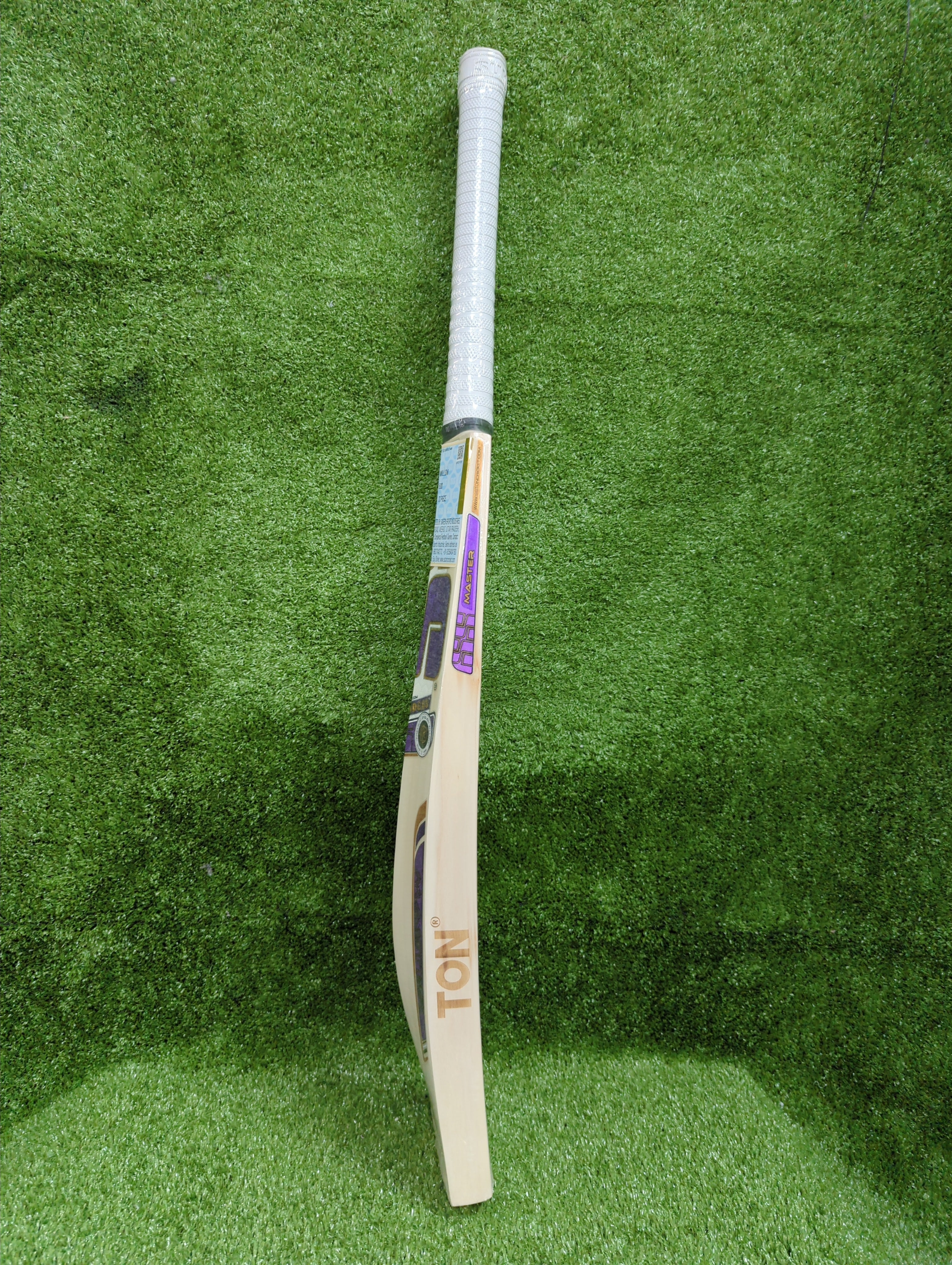 SS Master 500 English Willow Cricket Bat SS