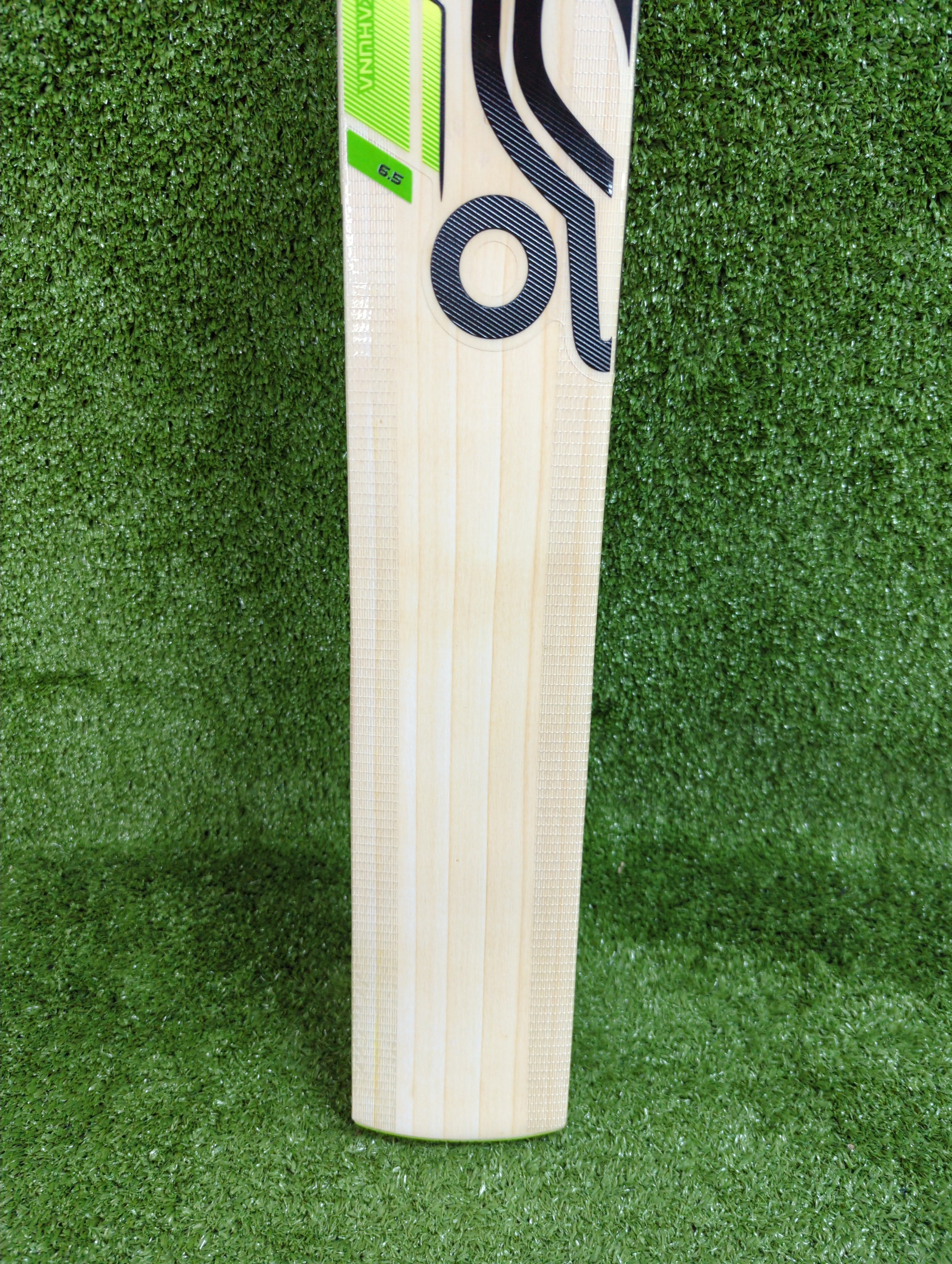 Kookaburra Kahuna 6.5 Harrow English Willow Cricket Bat
